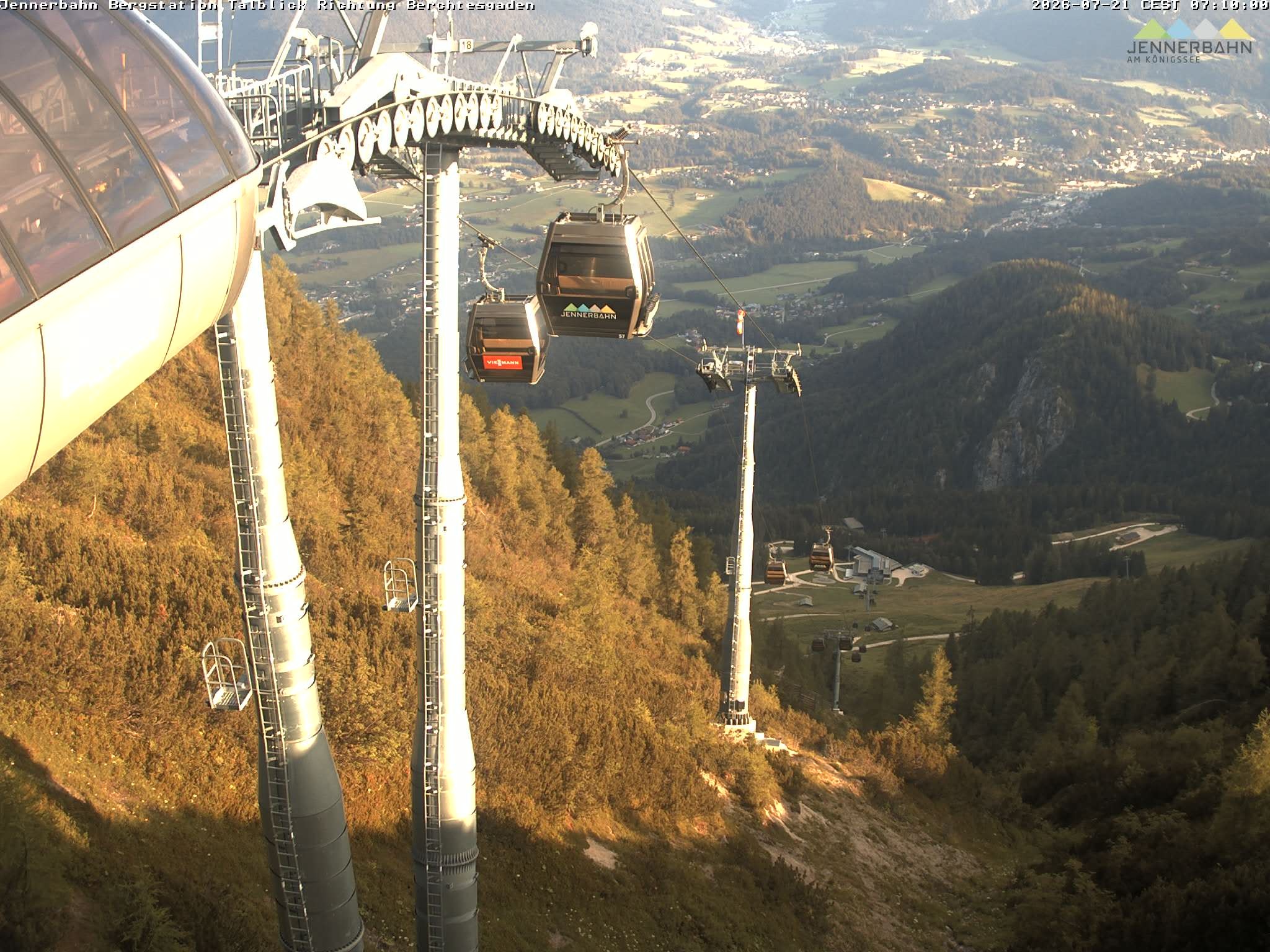 Archiv Foto Webcam Jenner - Blick ins Tal Gondelstation