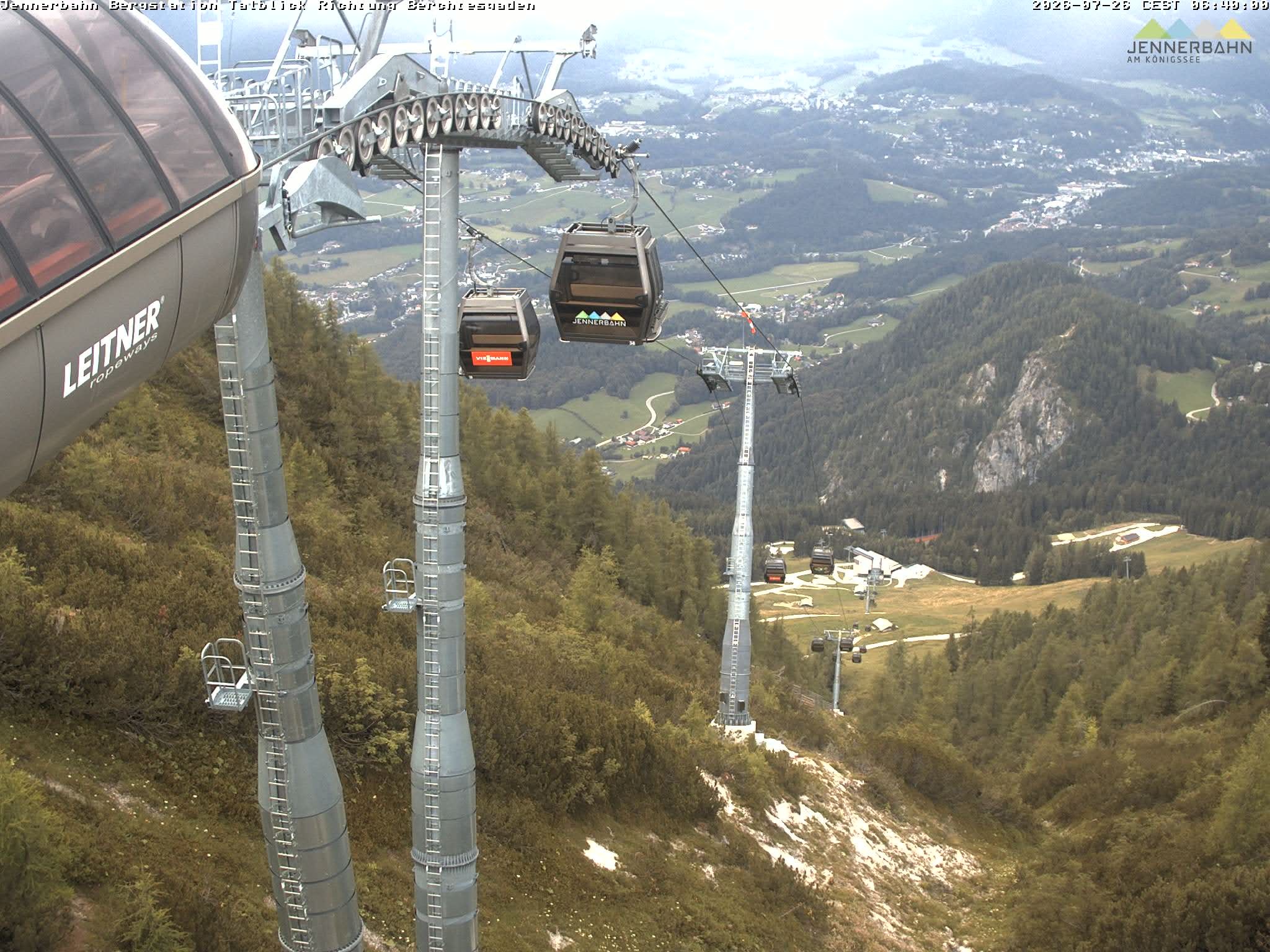 Archiv Foto Webcam Jenner - Blick ins Tal Gondelstation