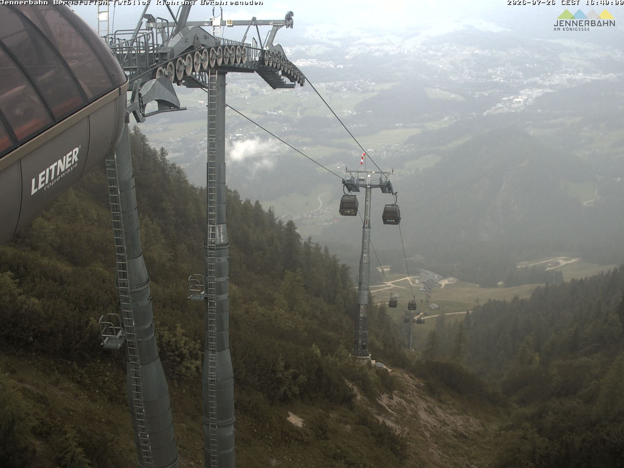 Archiv Foto Webcam Jenner - Blick ins Tal Gondelstation