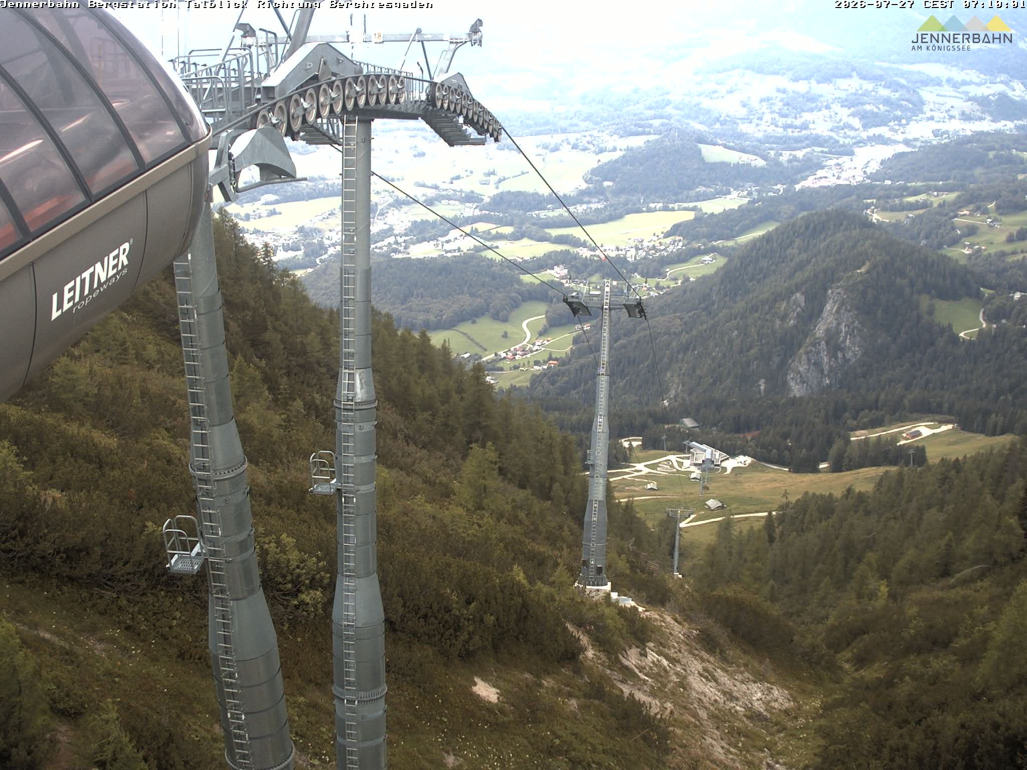 Archived image Webcam Jenner mountain - Valley View Cable Car