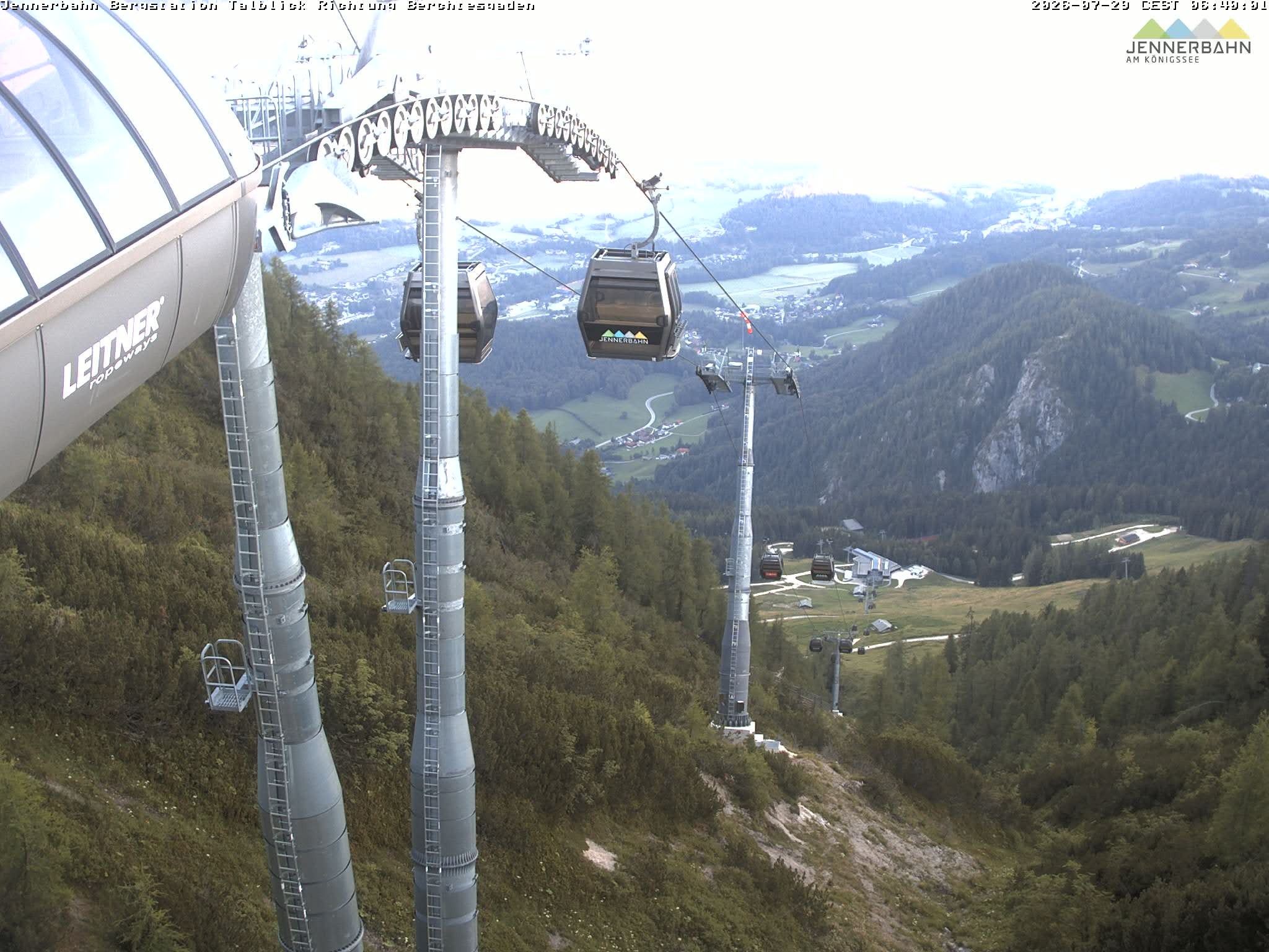 Archiv Foto Webcam Jenner - Blick ins Tal Gondelstation
