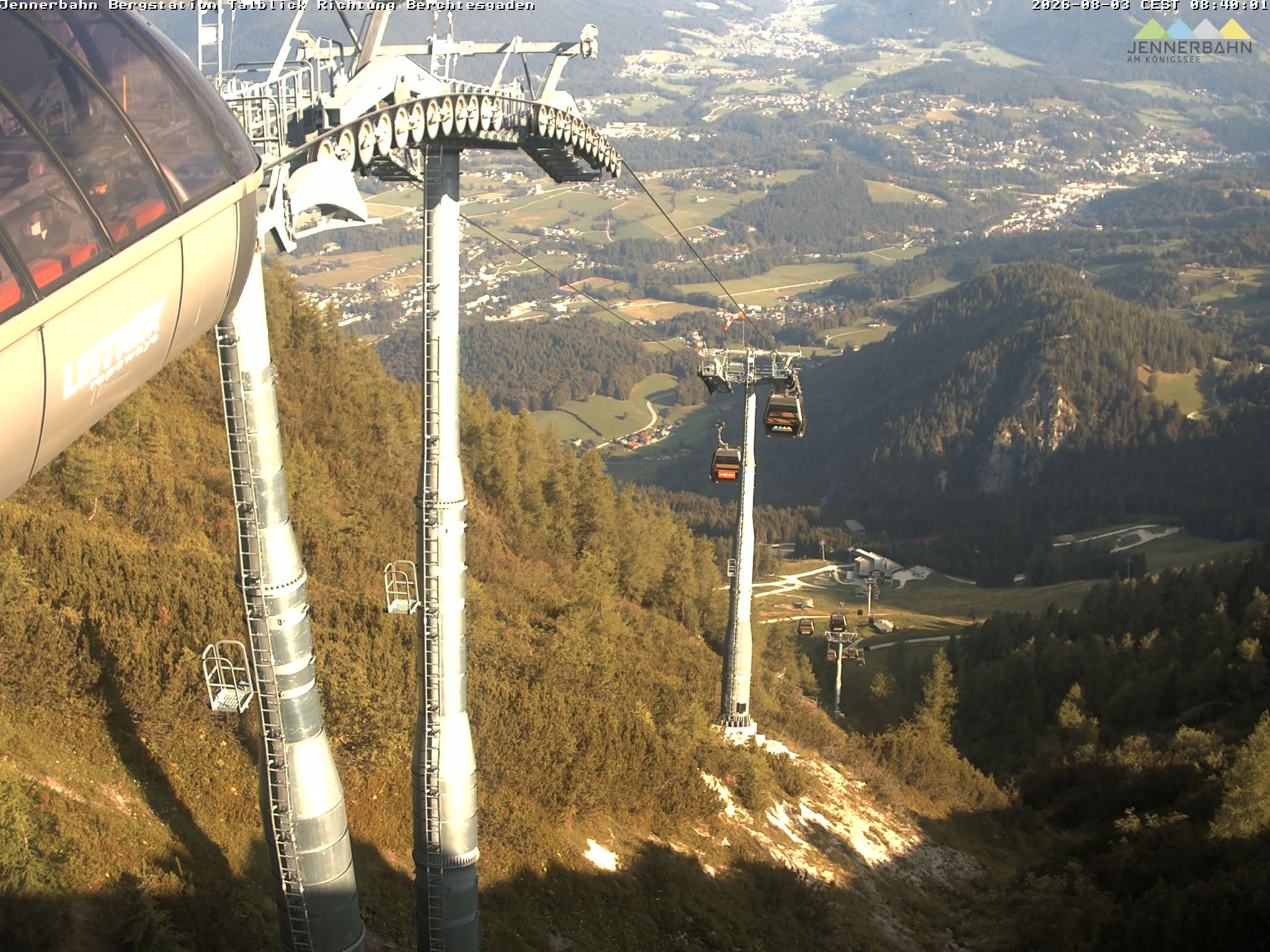 Archiv Foto Webcam Jenner - Blick ins Tal Gondelstation