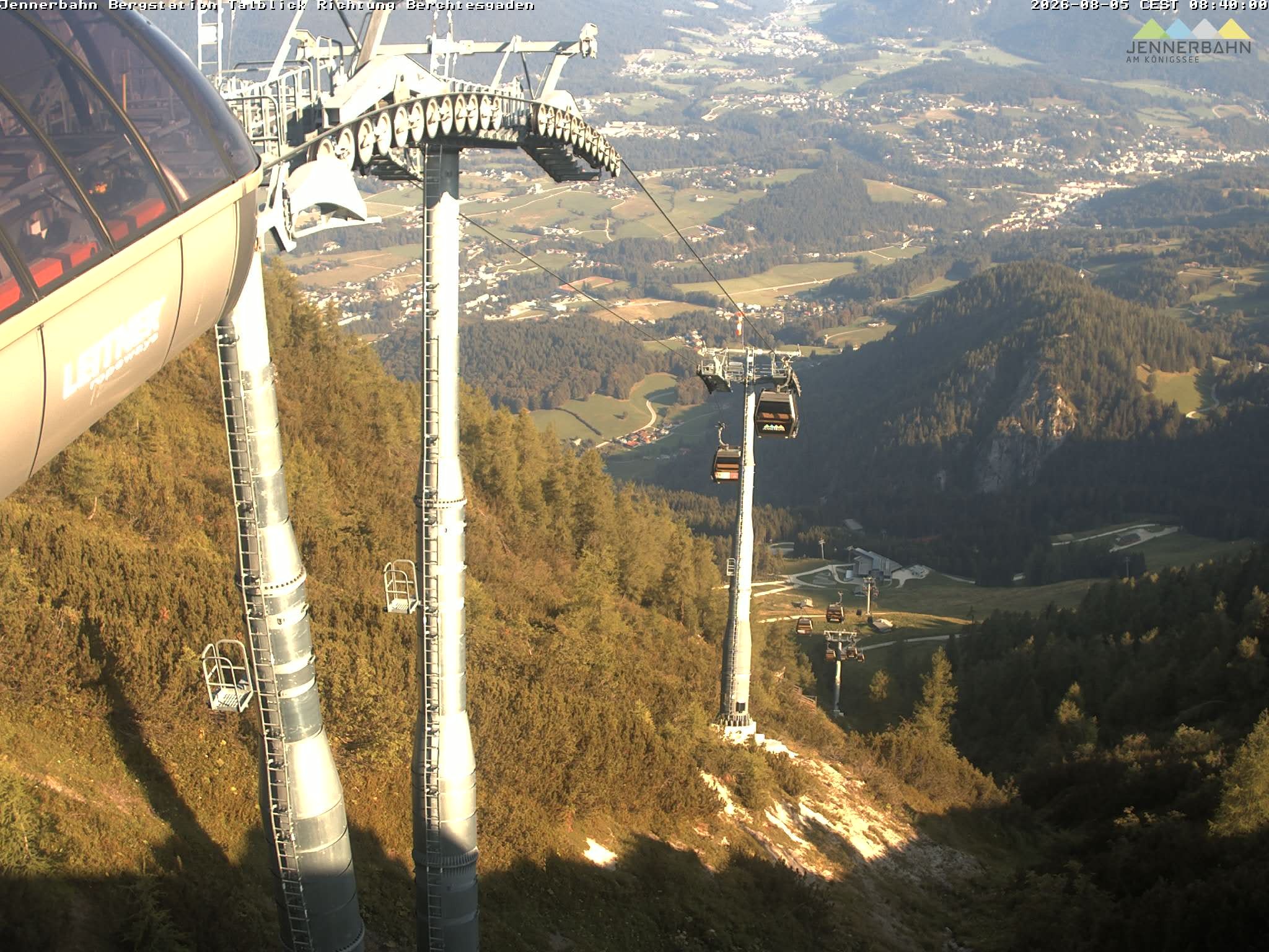Archiv Foto Webcam Jenner - Blick ins Tal Gondelstation