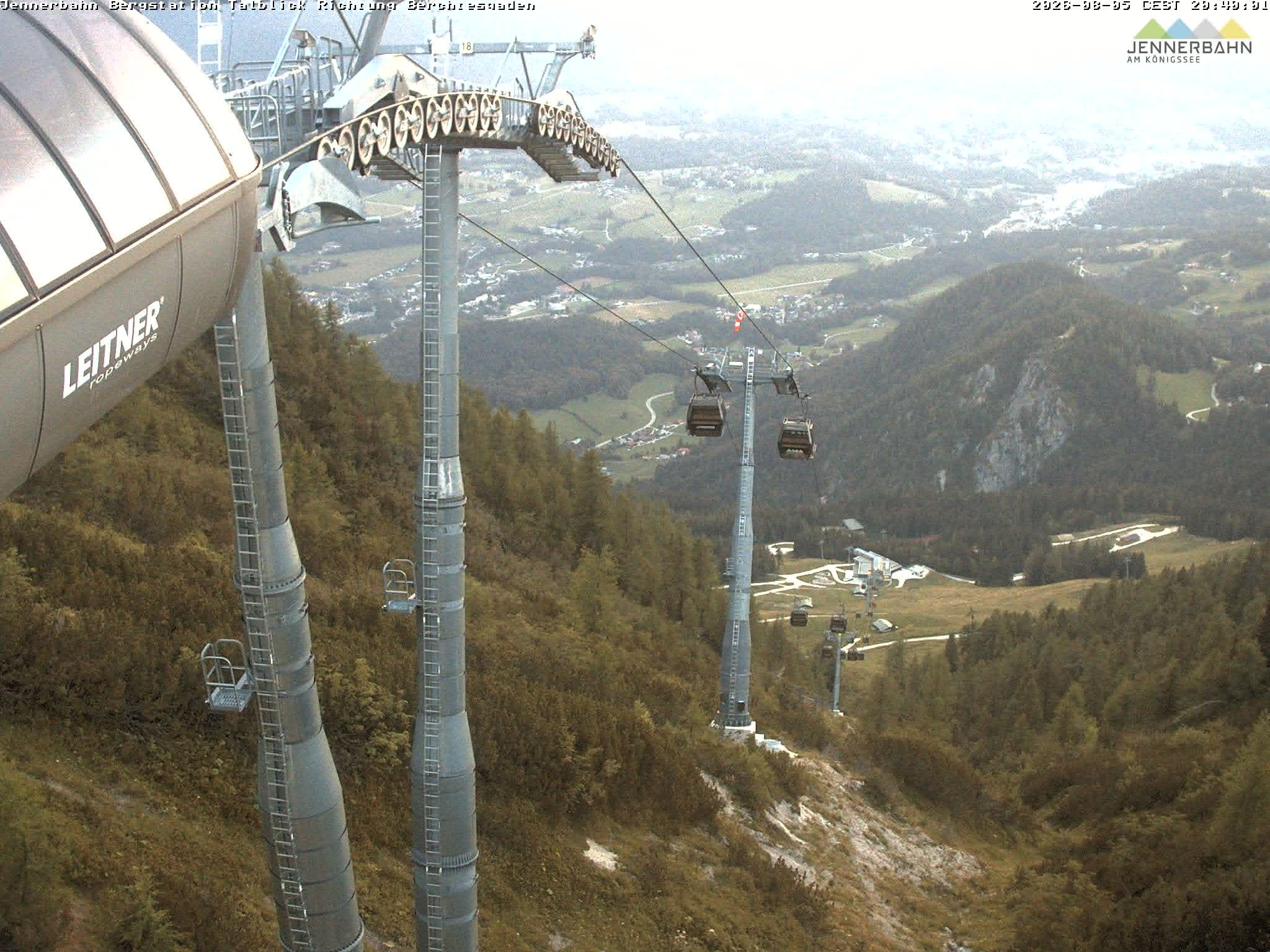 Archiv Foto Webcam Jenner - Blick ins Tal Gondelstation