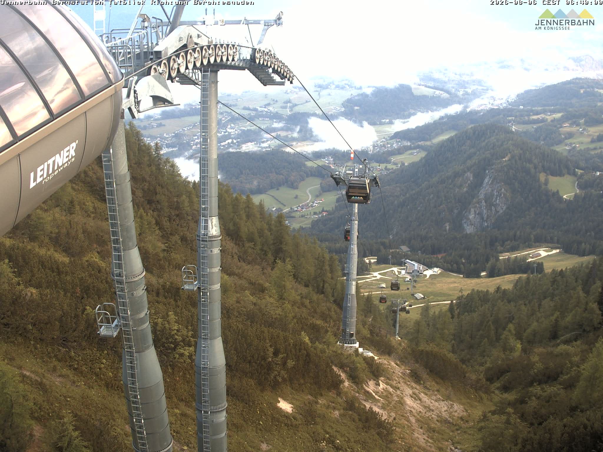 Archived image Webcam Jenner mountain - Valley View Cable Car
