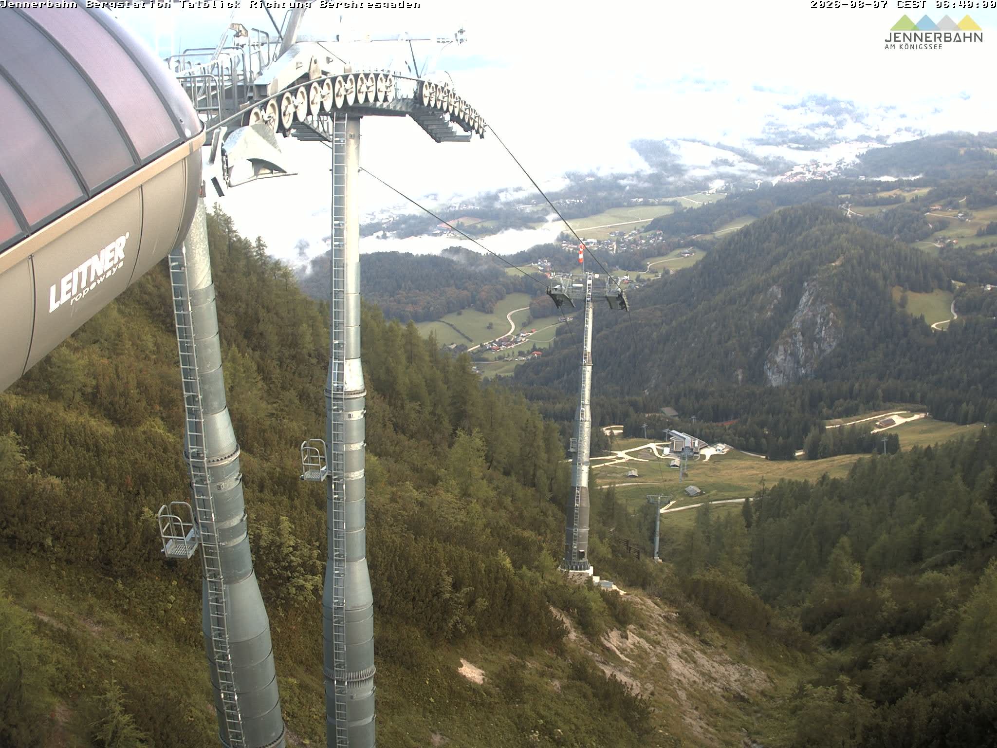 Archiv Foto Webcam Jenner - Blick ins Tal Gondelstation