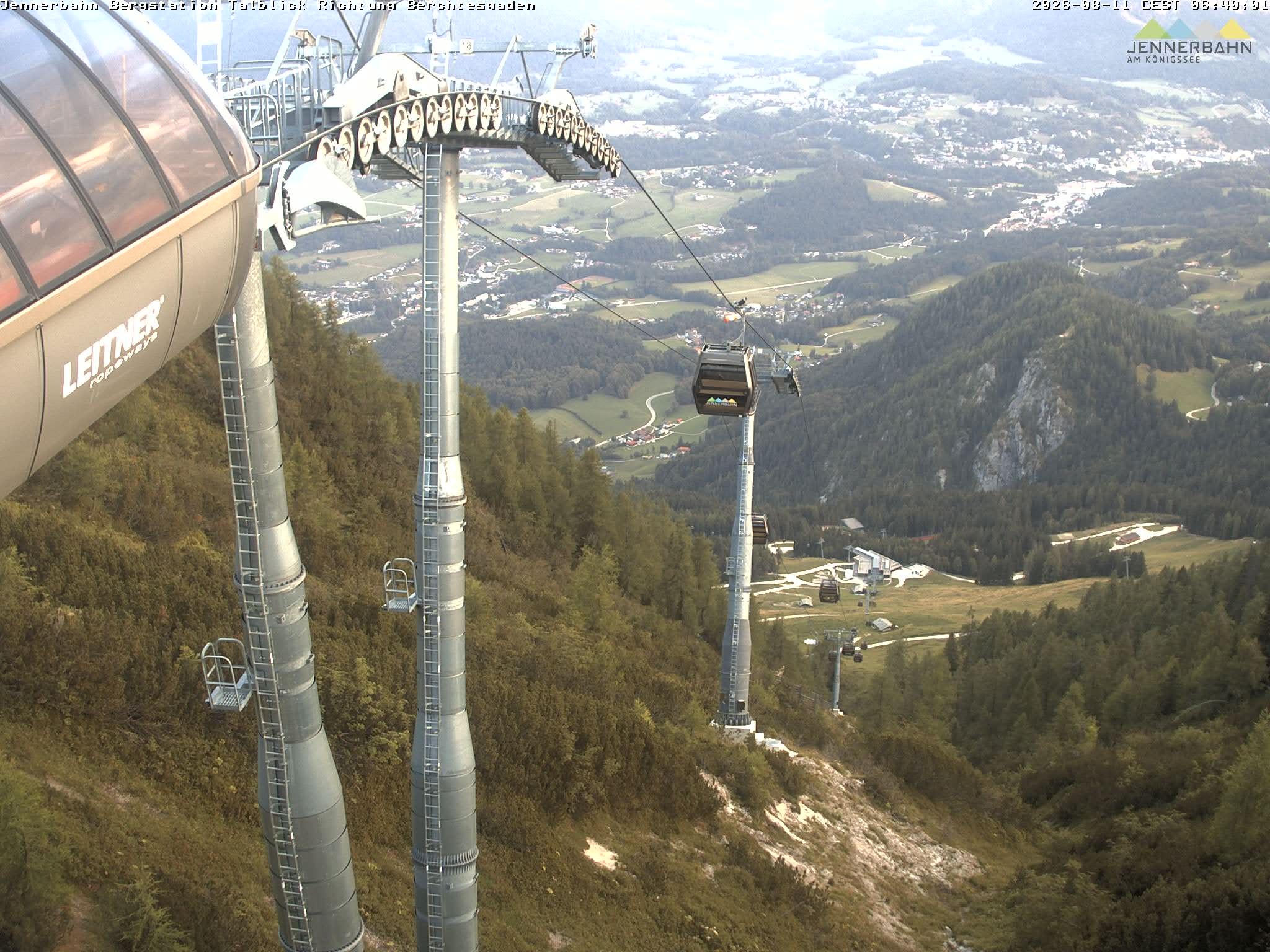 Archiv Foto Webcam Jenner - Blick ins Tal Gondelstation