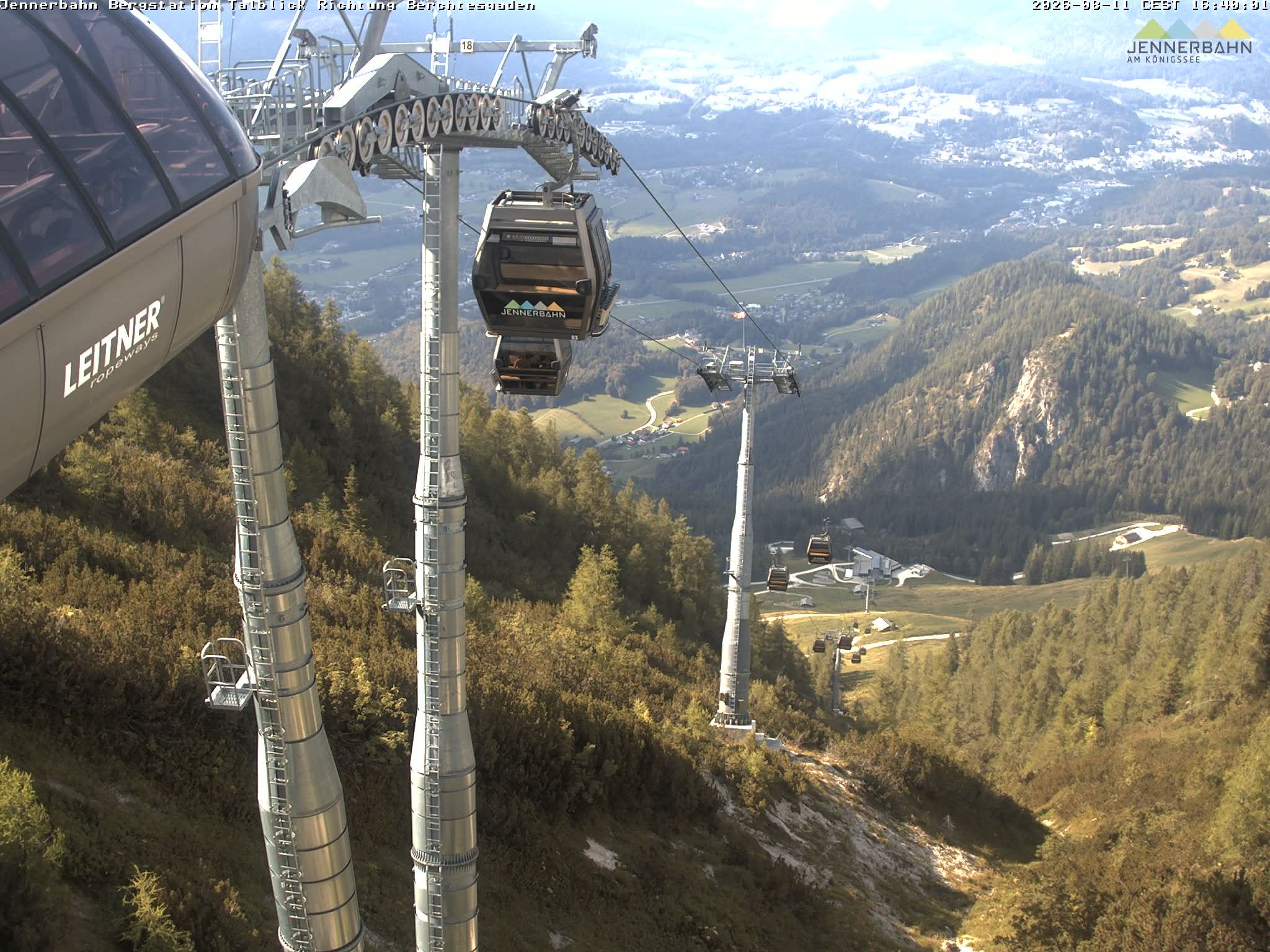 Archiv Foto Webcam Jenner - Blick ins Tal Gondelstation