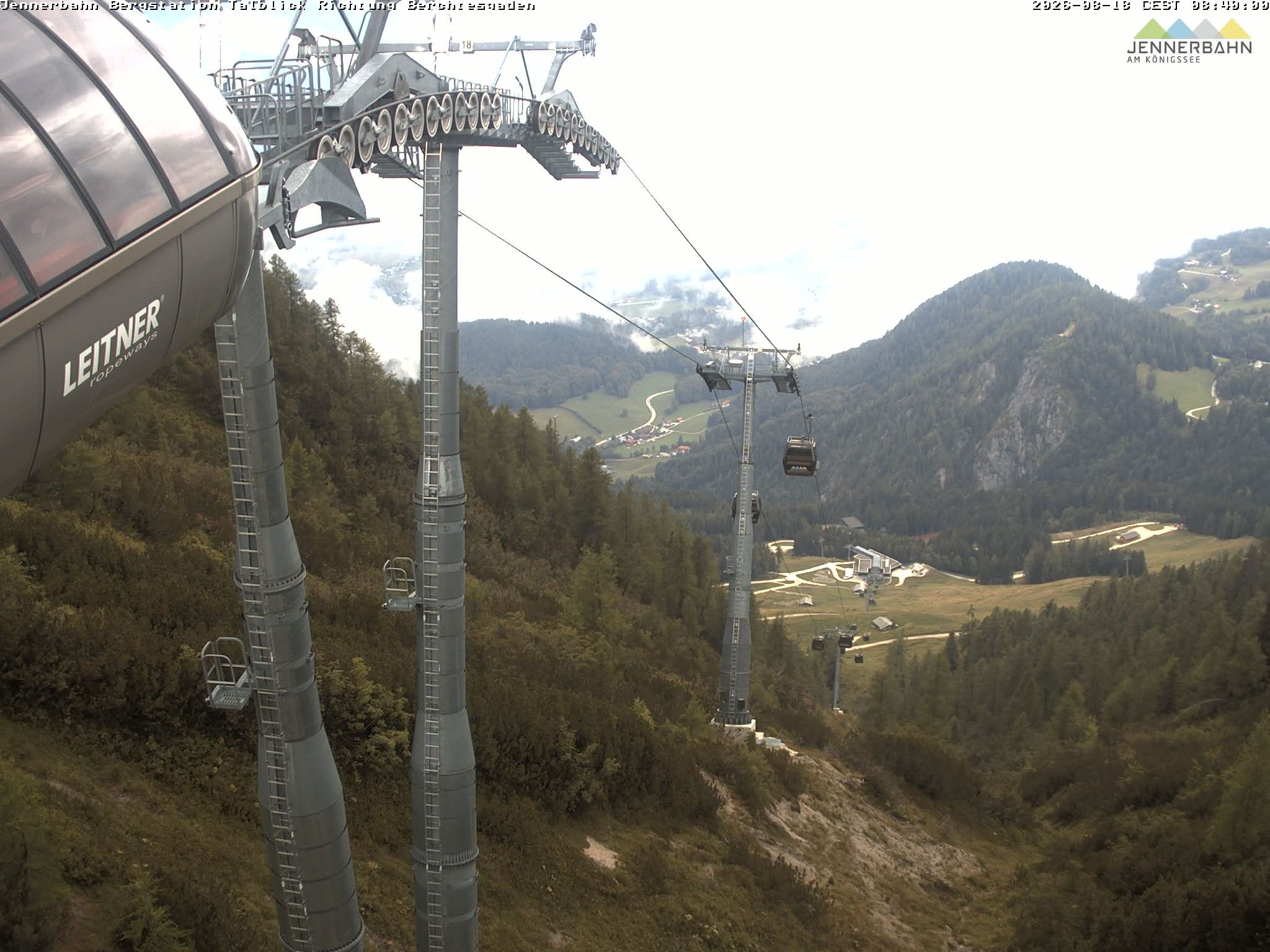 Archiv Foto Webcam Jenner - Blick ins Tal Gondelstation
