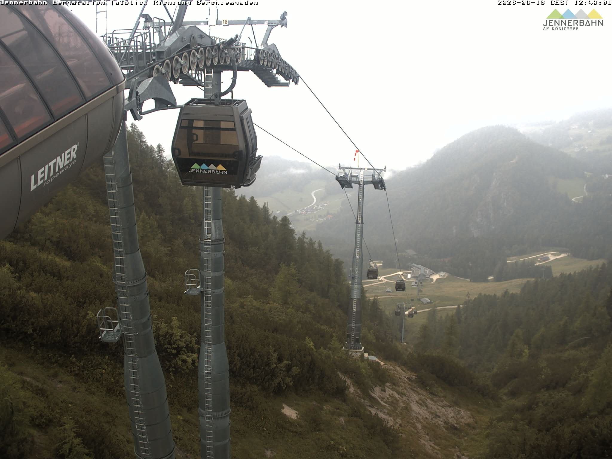 Archiv Foto Webcam Jenner - Blick ins Tal Gondelstation