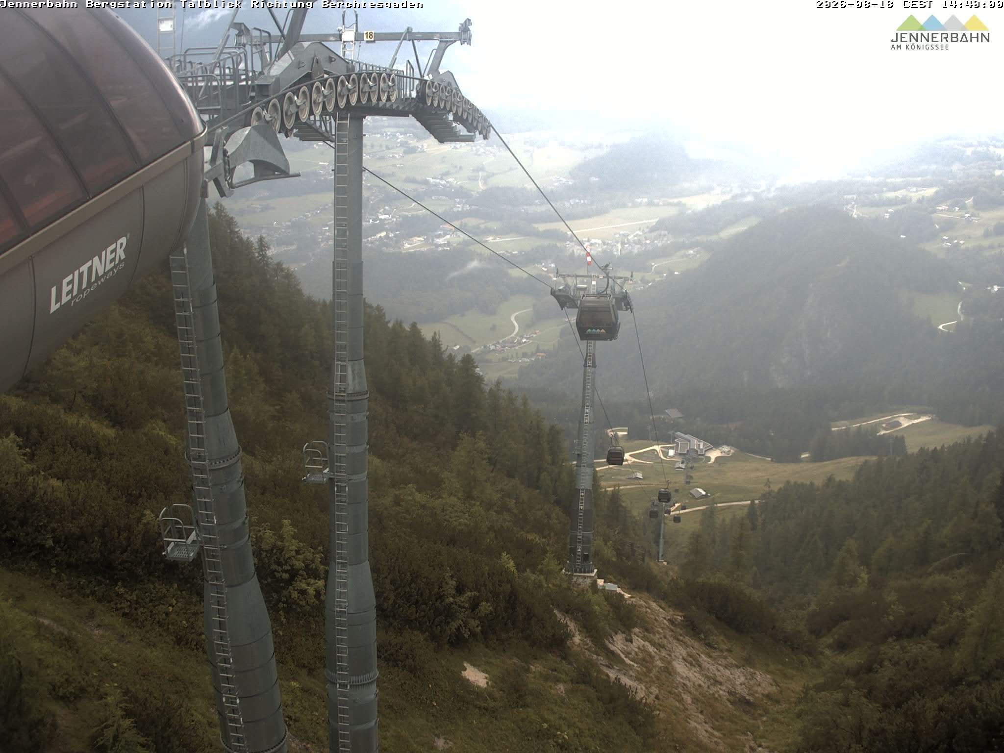Archiv Foto Webcam Jenner - Blick ins Tal Gondelstation