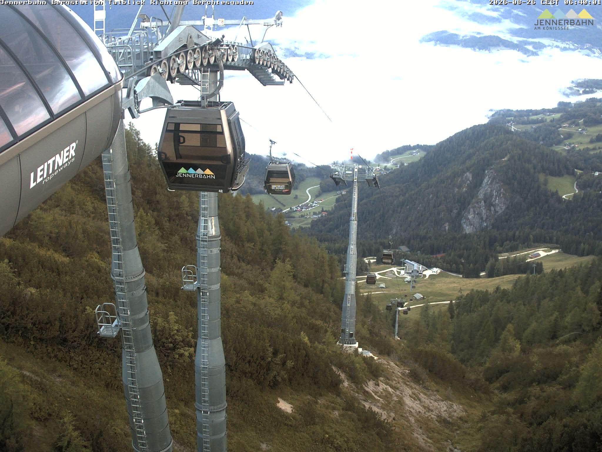 Archiv Foto Webcam Jenner - Blick ins Tal Gondelstation