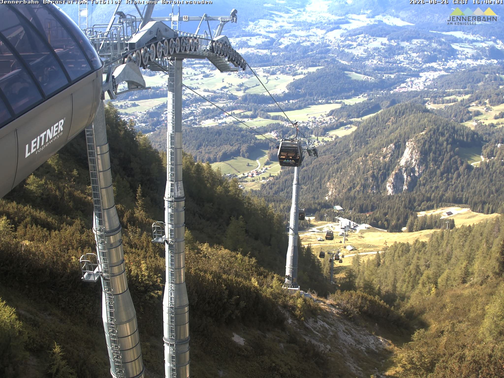Archiv Foto Webcam Jenner - Blick ins Tal Gondelstation