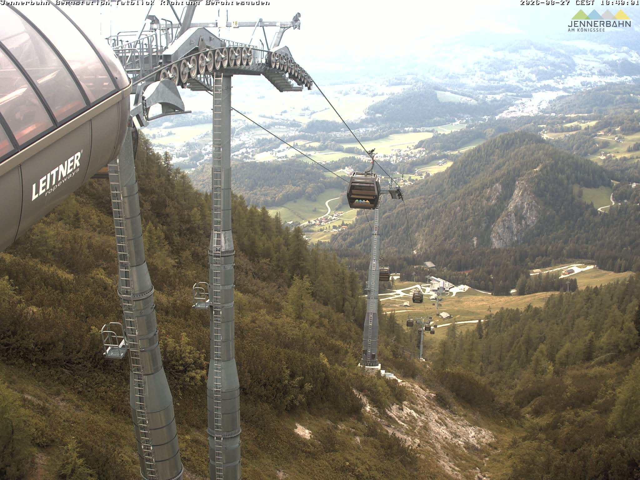 Archiv Foto Webcam Jenner - Blick ins Tal Gondelstation