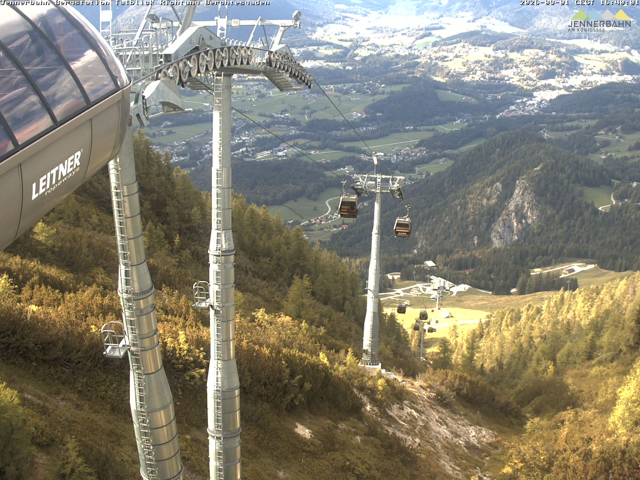 Archiv Foto Webcam Jenner - Blick ins Tal Gondelstation