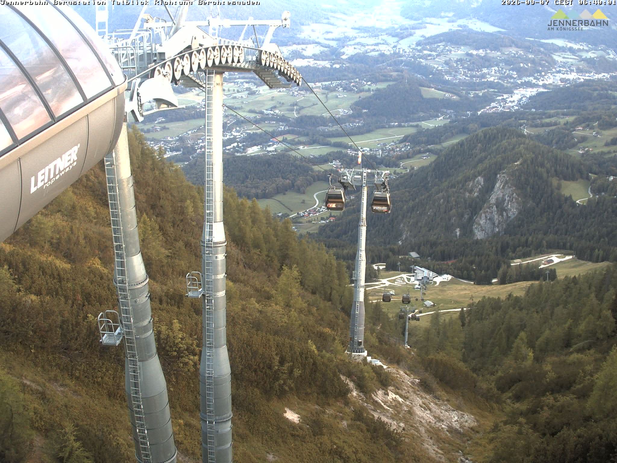Archiv Foto Webcam Jenner - Blick ins Tal Gondelstation