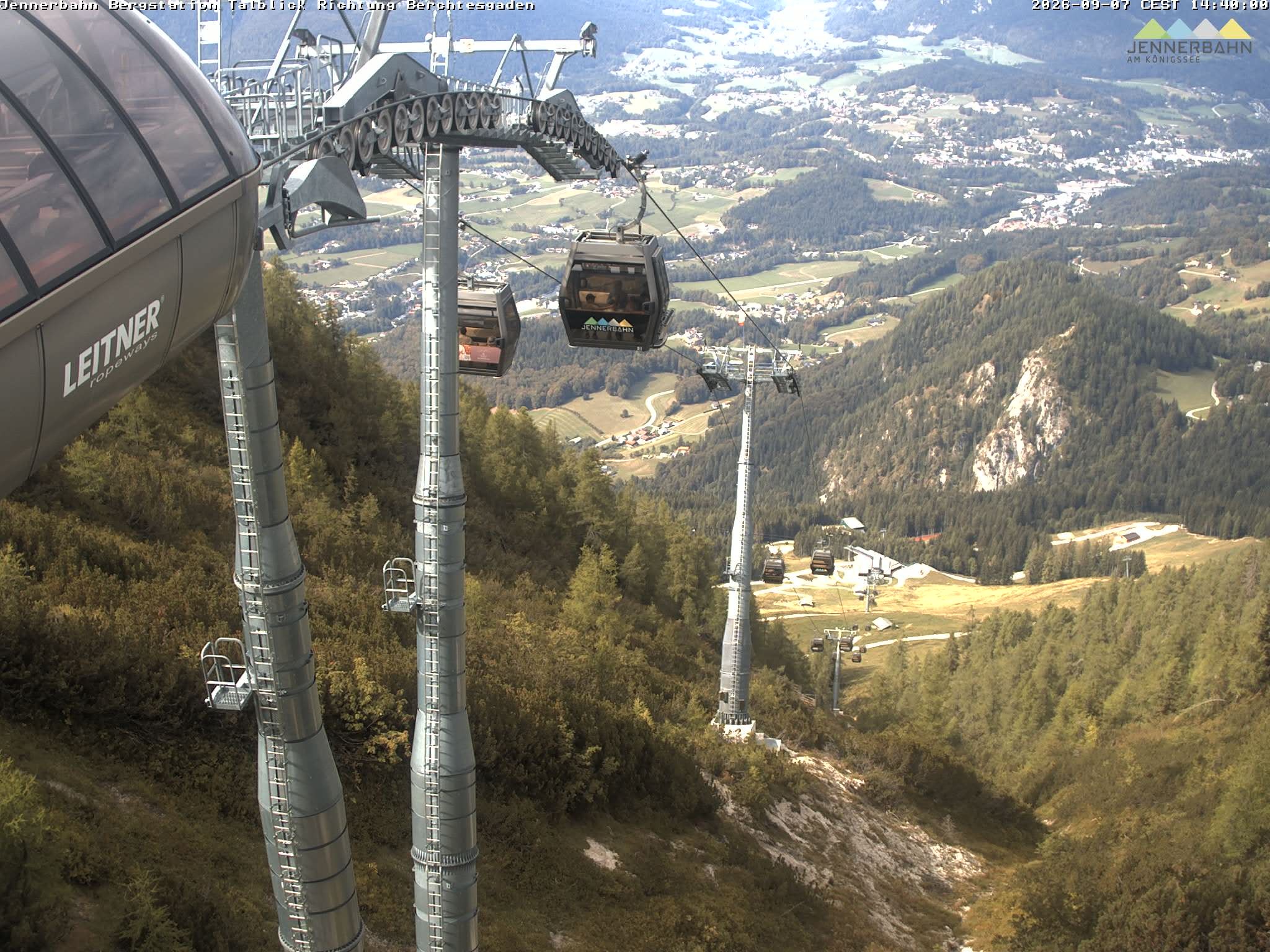 Archiv Foto Webcam Jenner - Blick ins Tal Gondelstation