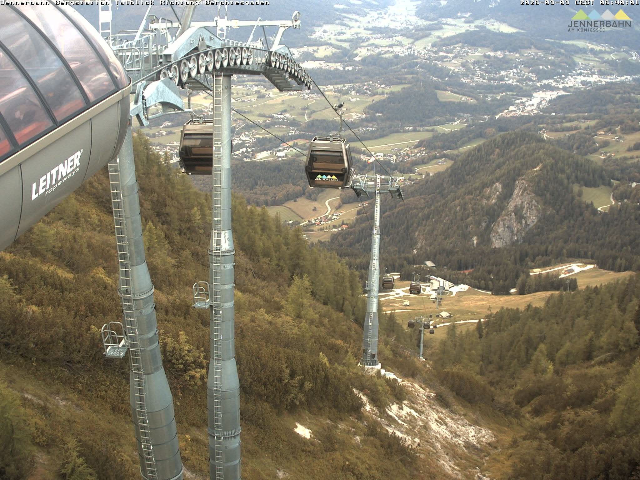Archiv Foto Webcam Jenner - Blick ins Tal Gondelstation