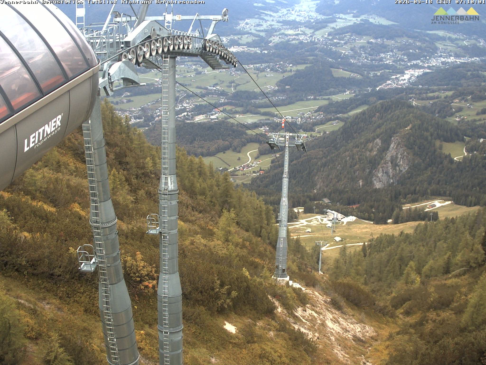 Archiv Foto Webcam Jenner - Blick ins Tal Gondelstation
