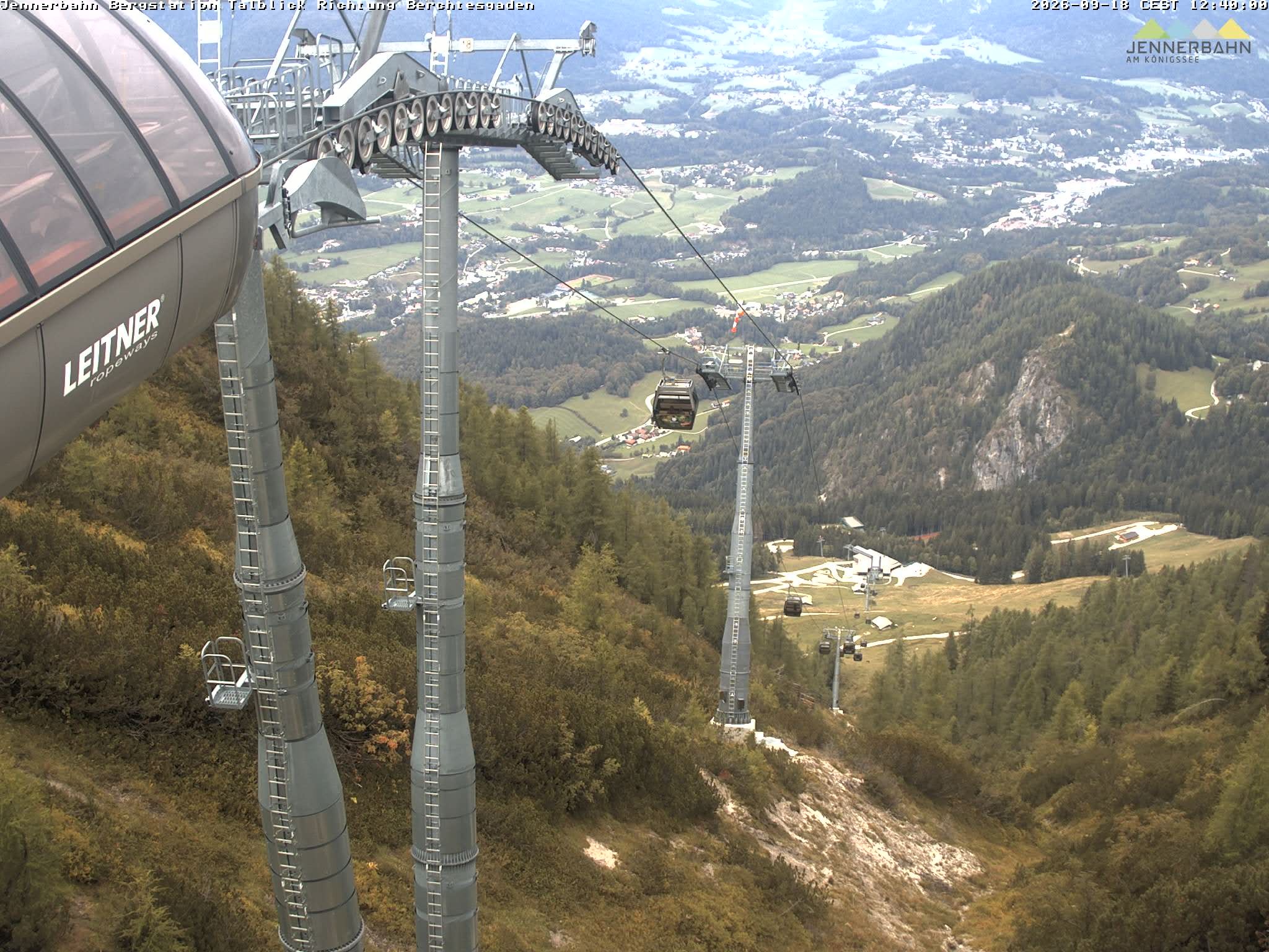 Archiv Foto Webcam Jenner - Blick ins Tal Gondelstation