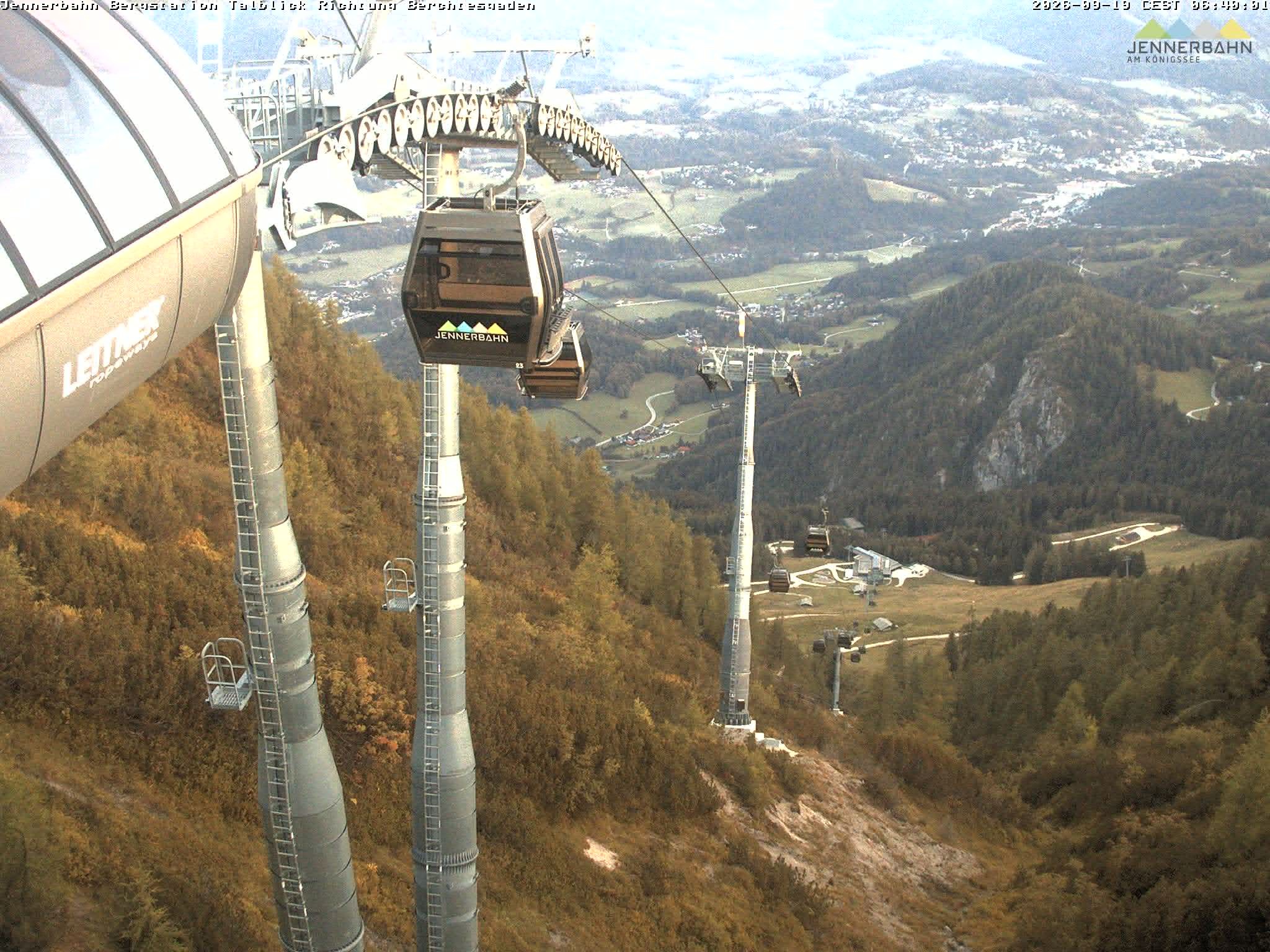 Archived image Webcam Jenner mountain - Valley View Cable Car