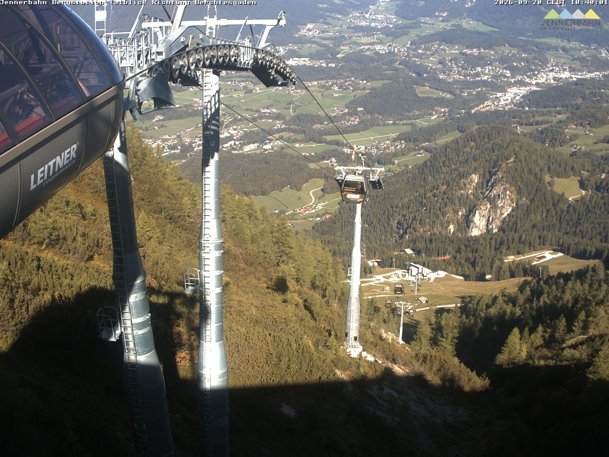 Archived image Webcam Jenner mountain - Valley View Cable Car