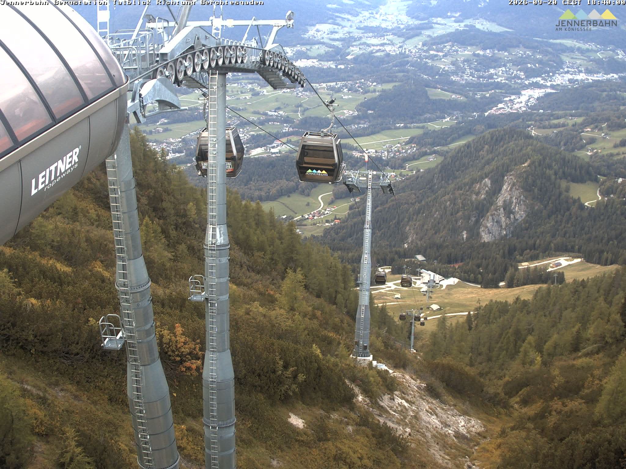 Archiv Foto Webcam Jenner - Blick ins Tal Gondelstation