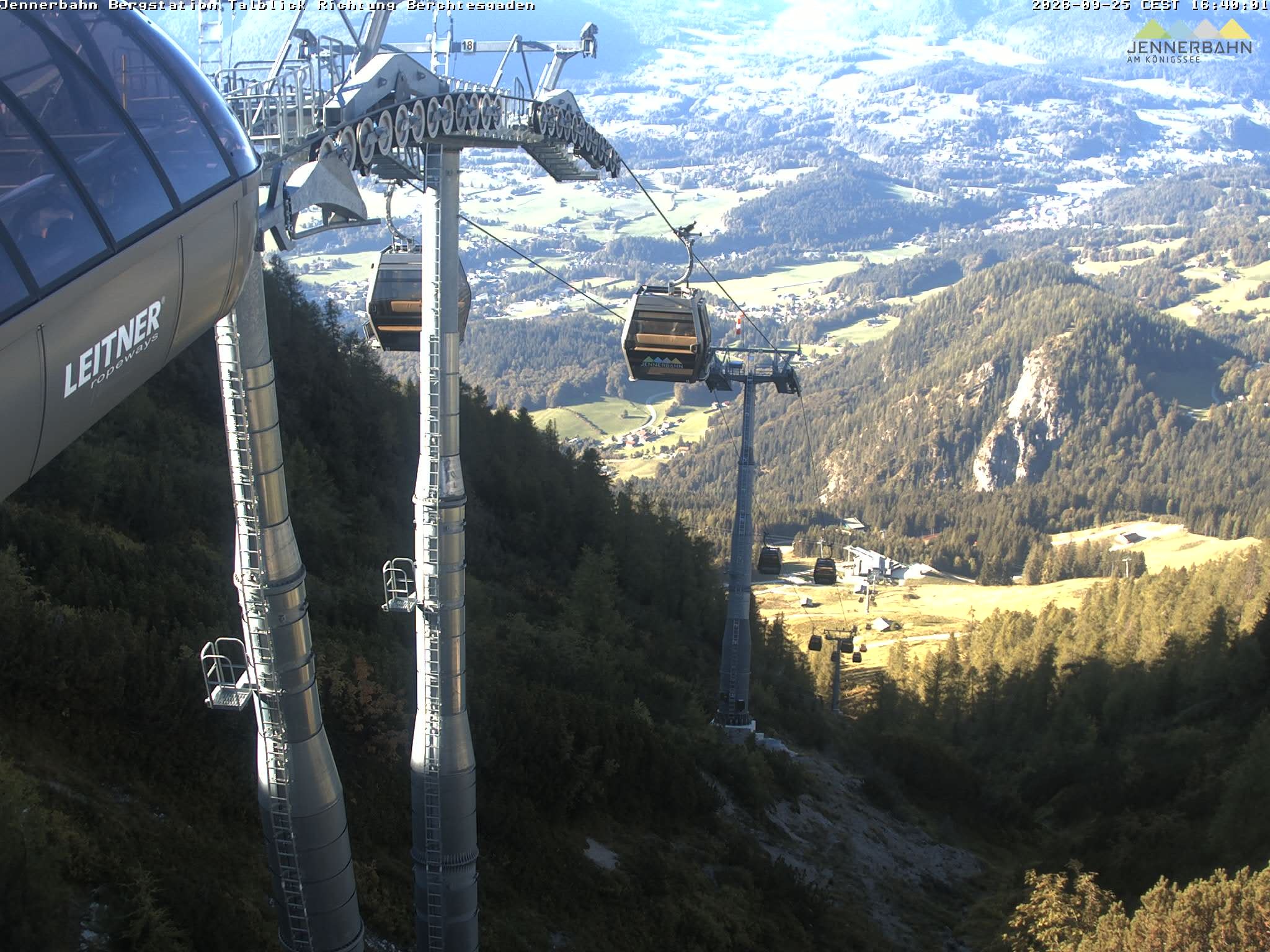Archived image Webcam Jenner mountain - Valley View Cable Car