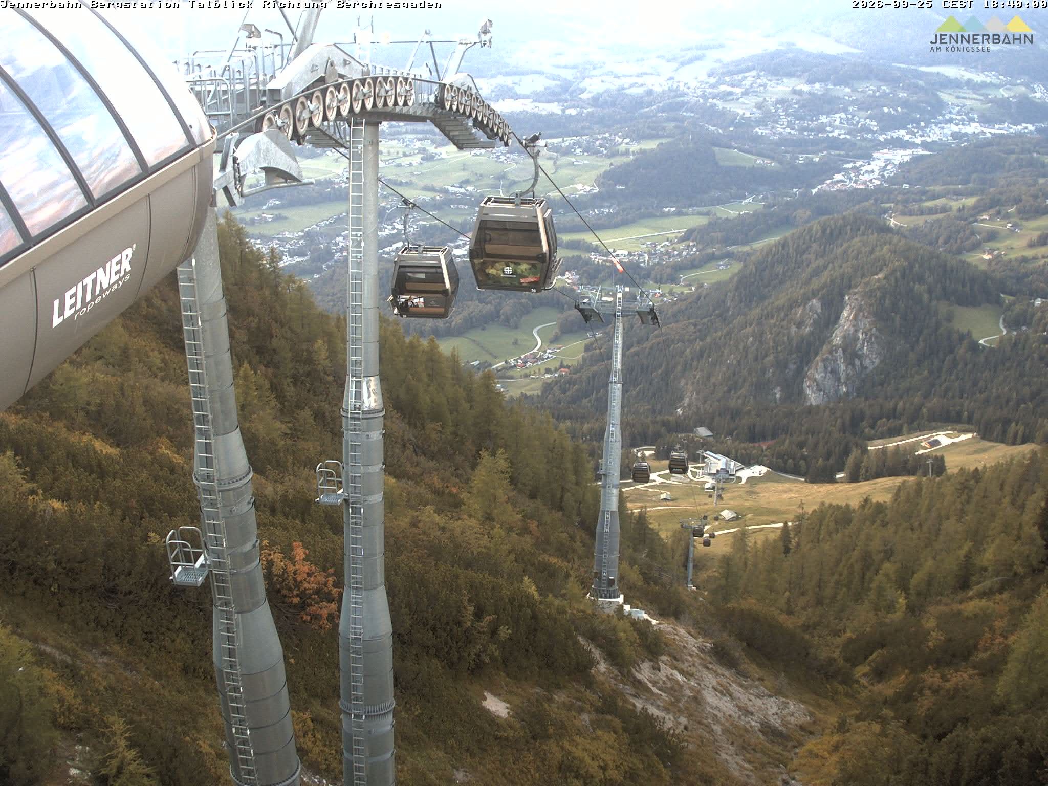 Archived image Webcam Jenner mountain - Valley View Cable Car
