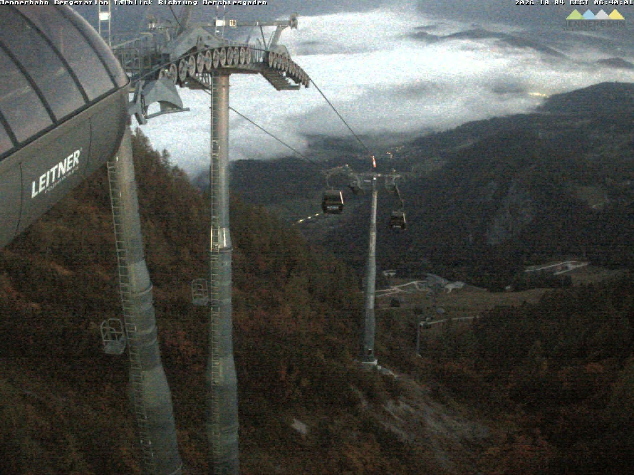 Archiv Foto Webcam Jenner - Blick ins Tal Gondelstation