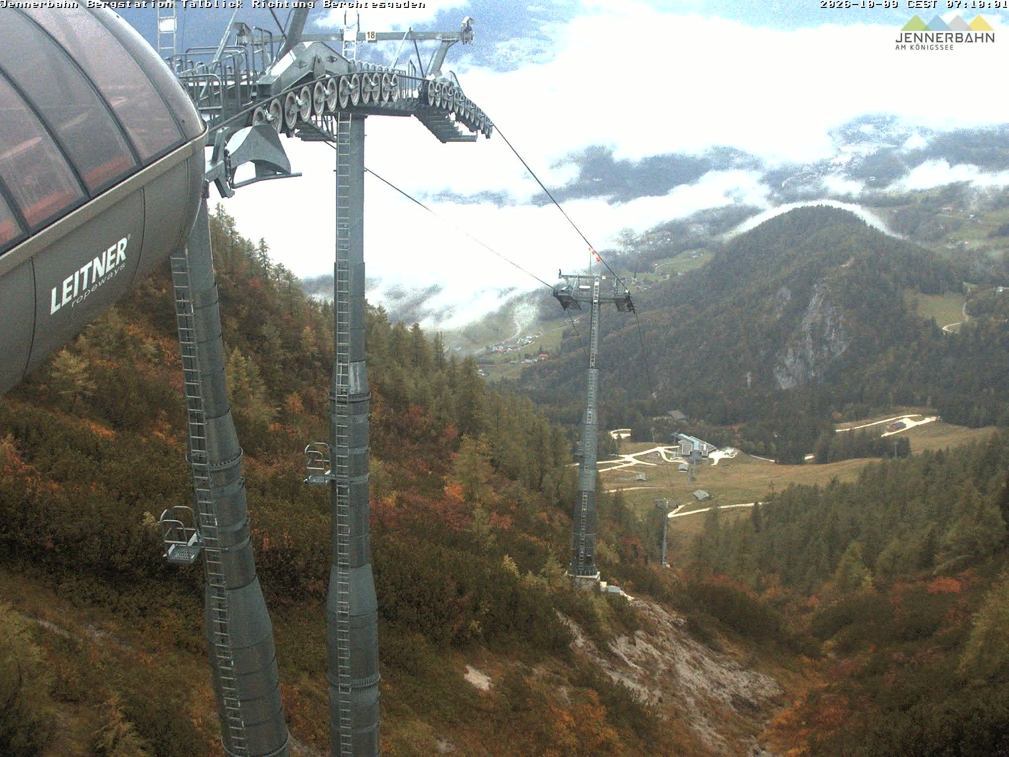 Archiv Foto Webcam Jenner - Blick ins Tal Gondelstation