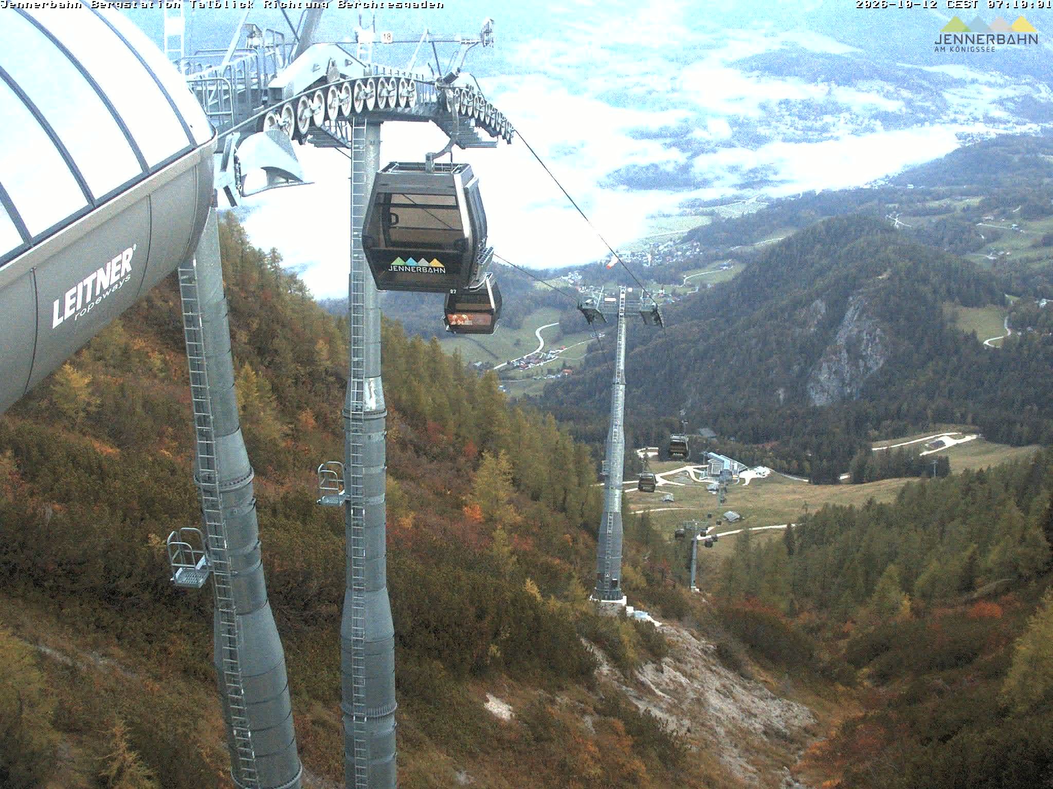 Archiv Foto Webcam Jenner - Blick ins Tal Gondelstation