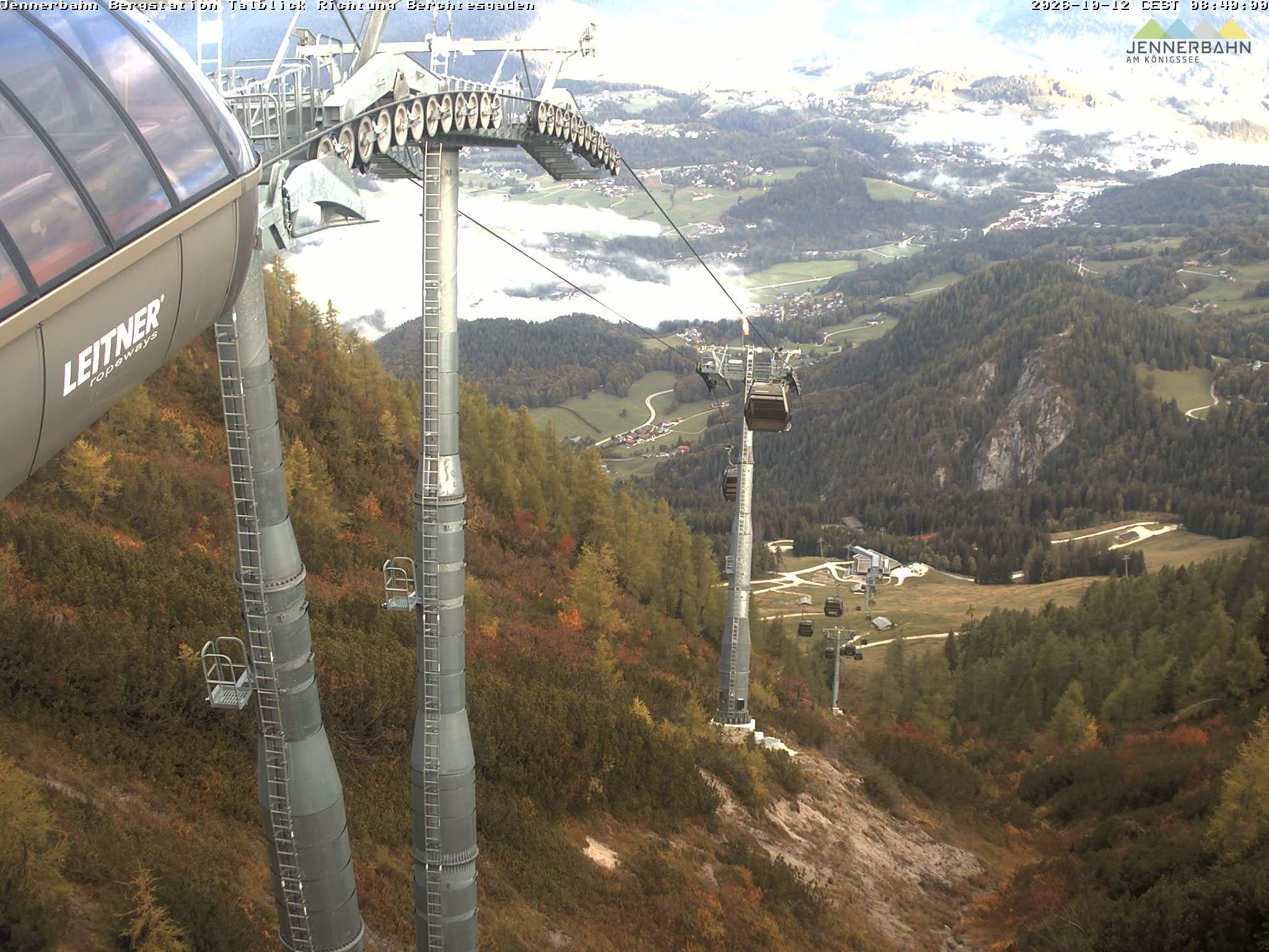 Archiv Foto Webcam Jenner - Blick ins Tal Gondelstation