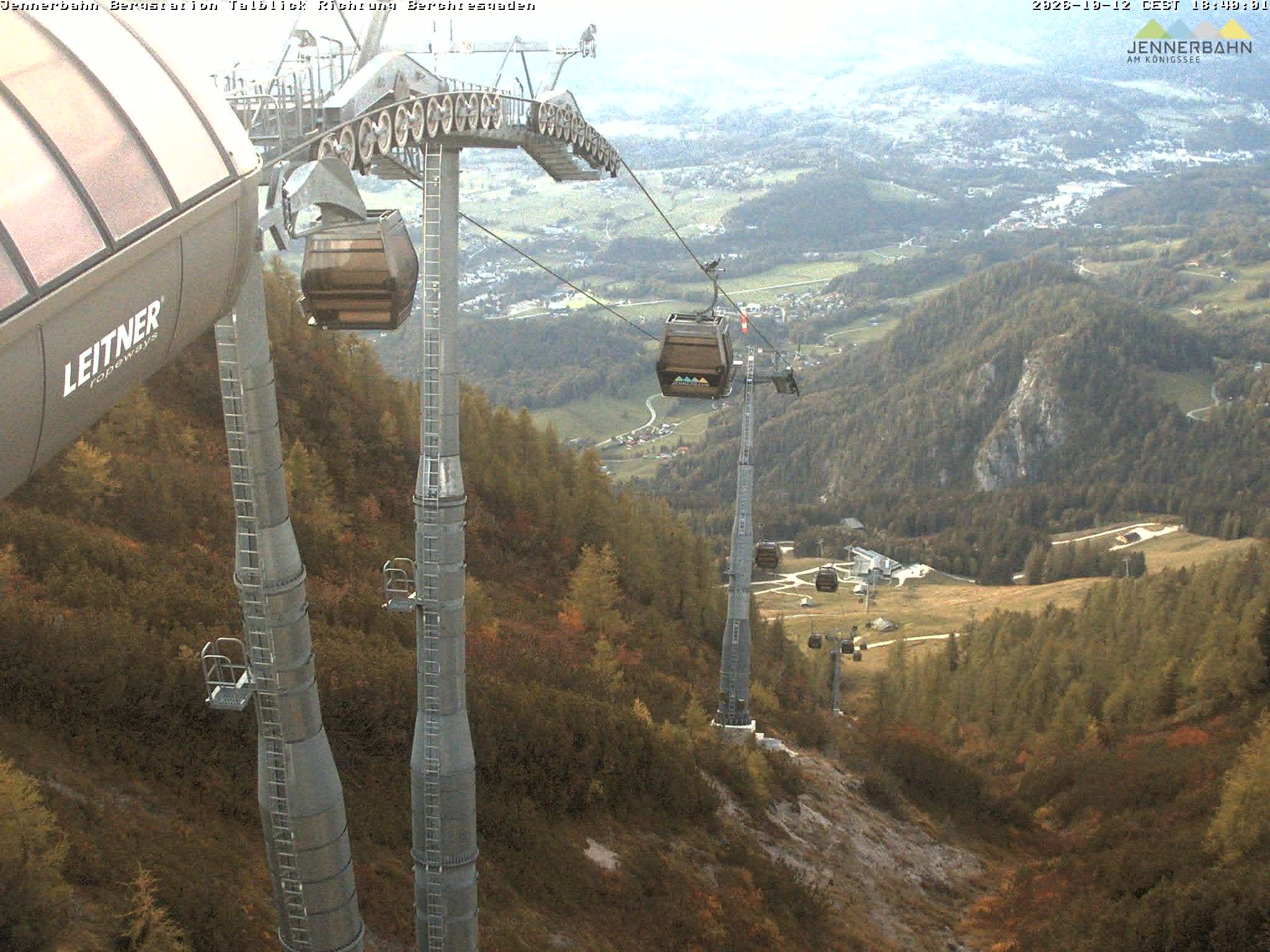 Archiv Foto Webcam Jenner - Blick ins Tal Gondelstation