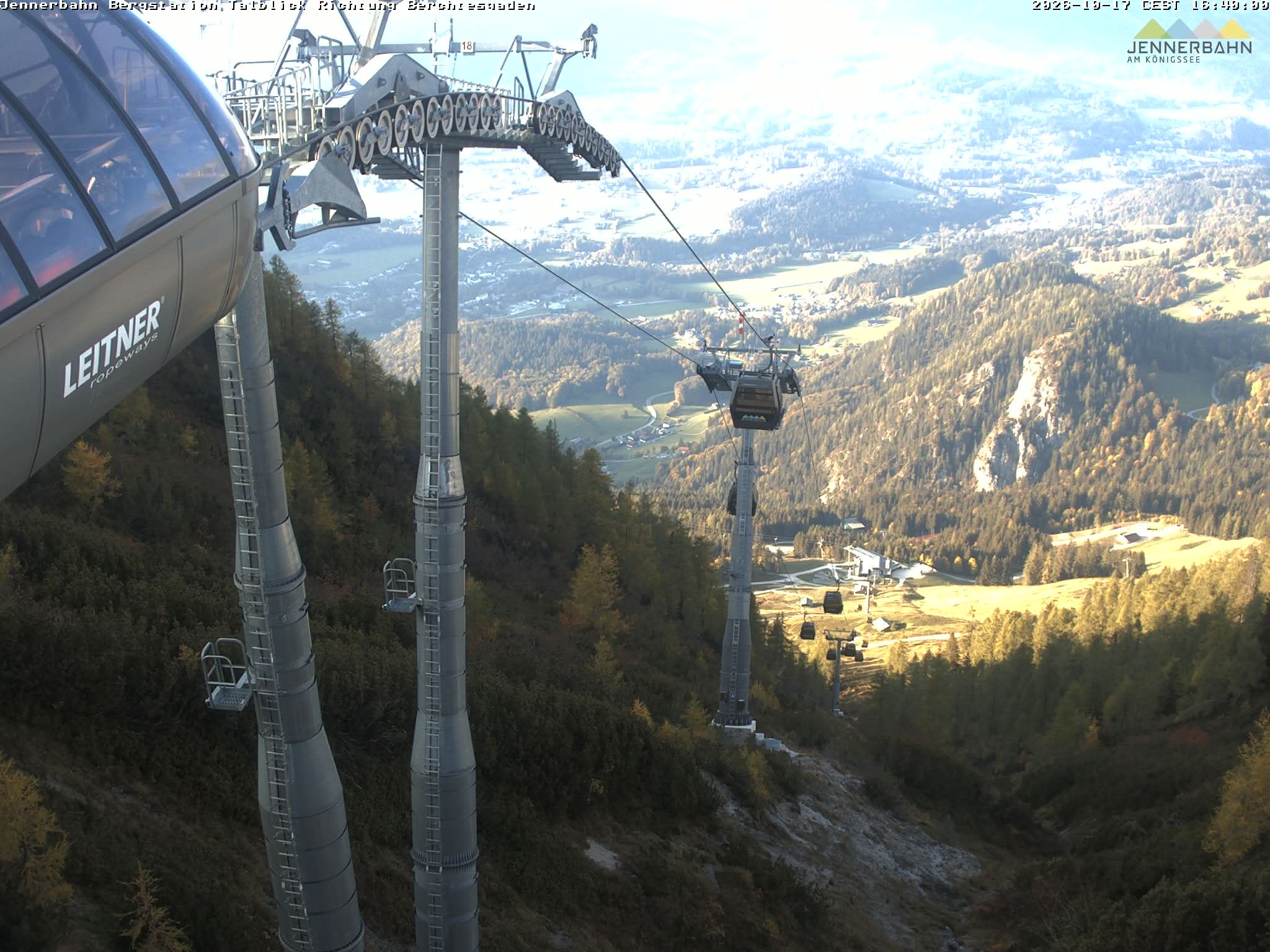 Archiv Foto Webcam Jenner - Blick ins Tal Gondelstation