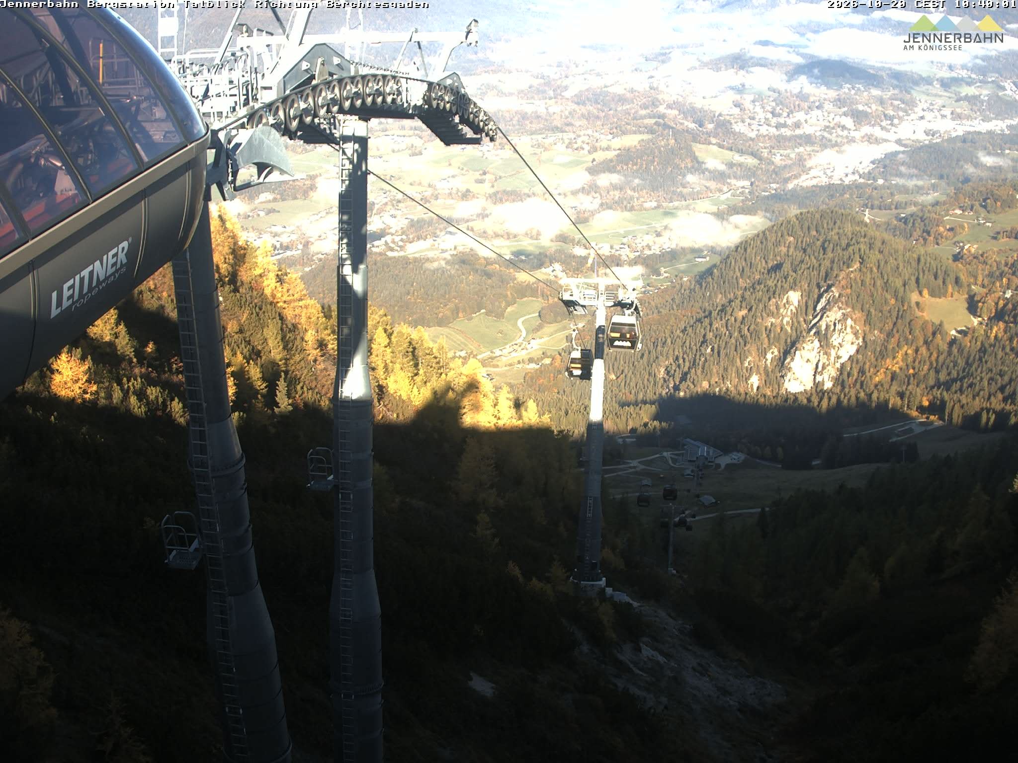 Archived image Webcam Jenner mountain - Valley View Cable Car