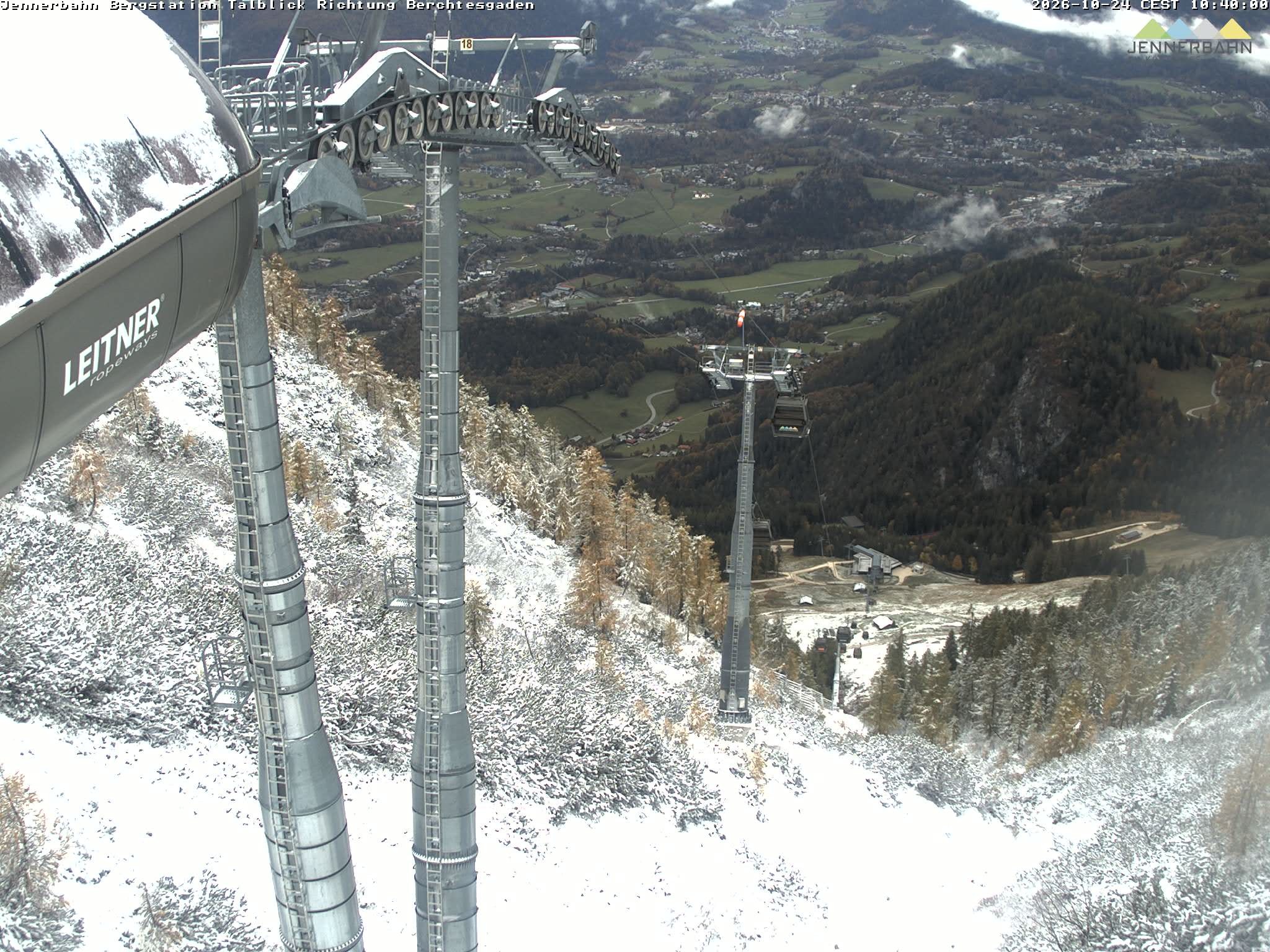 Archived image Webcam Jenner mountain - Valley View Cable Car