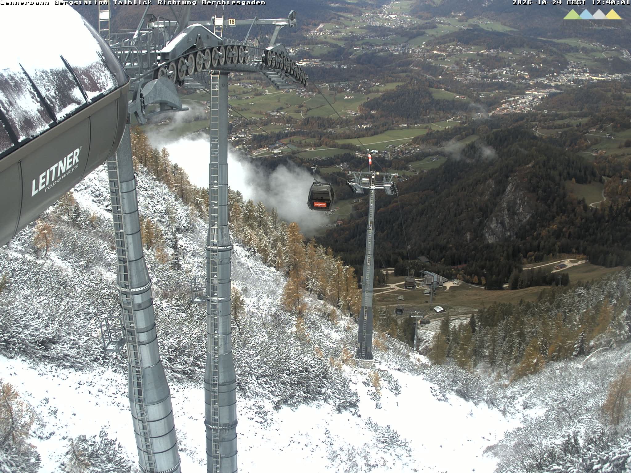 Archived image Webcam Jenner mountain - Valley View Cable Car