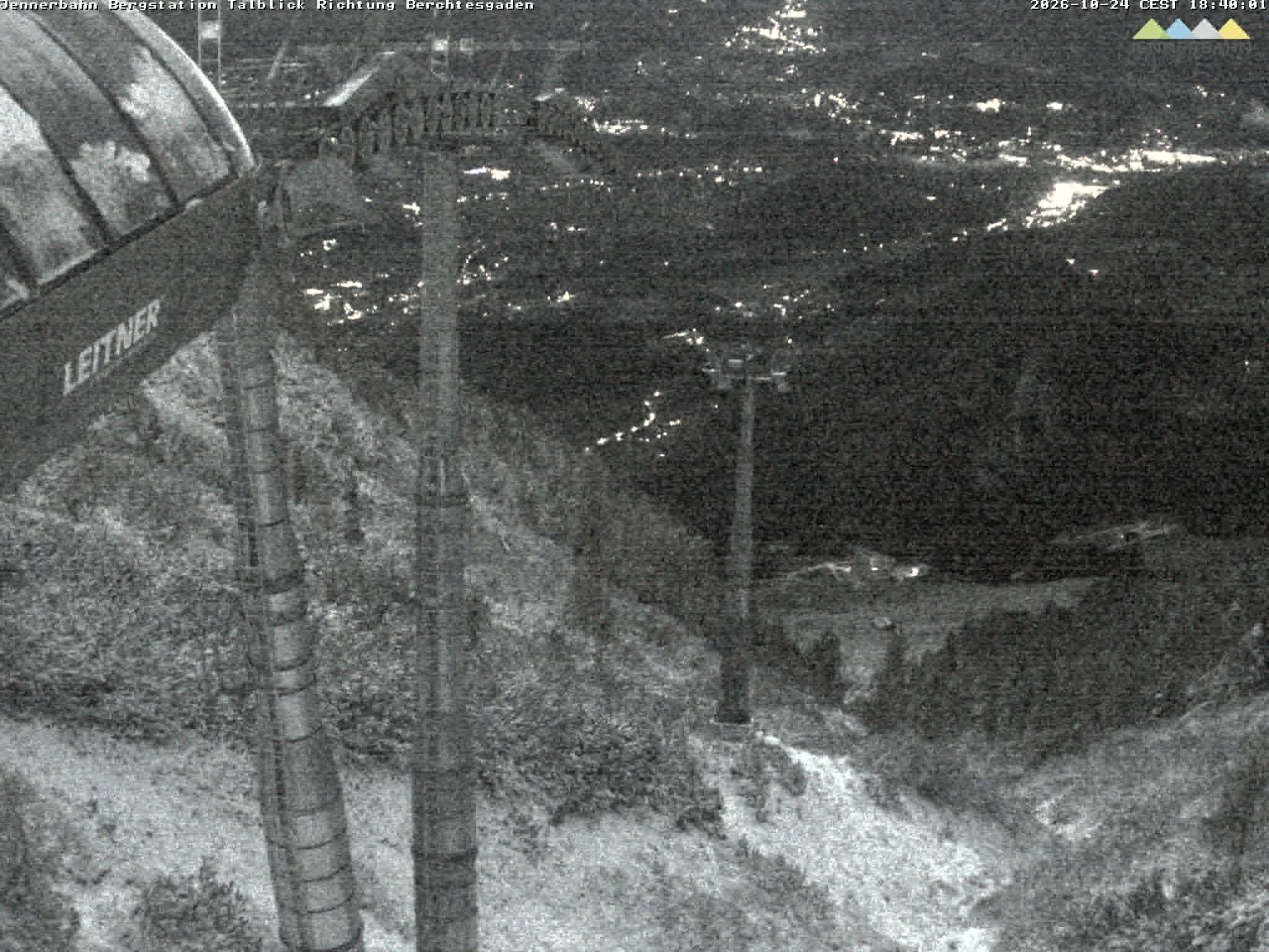 Archived image Webcam Jenner mountain - Valley View Cable Car