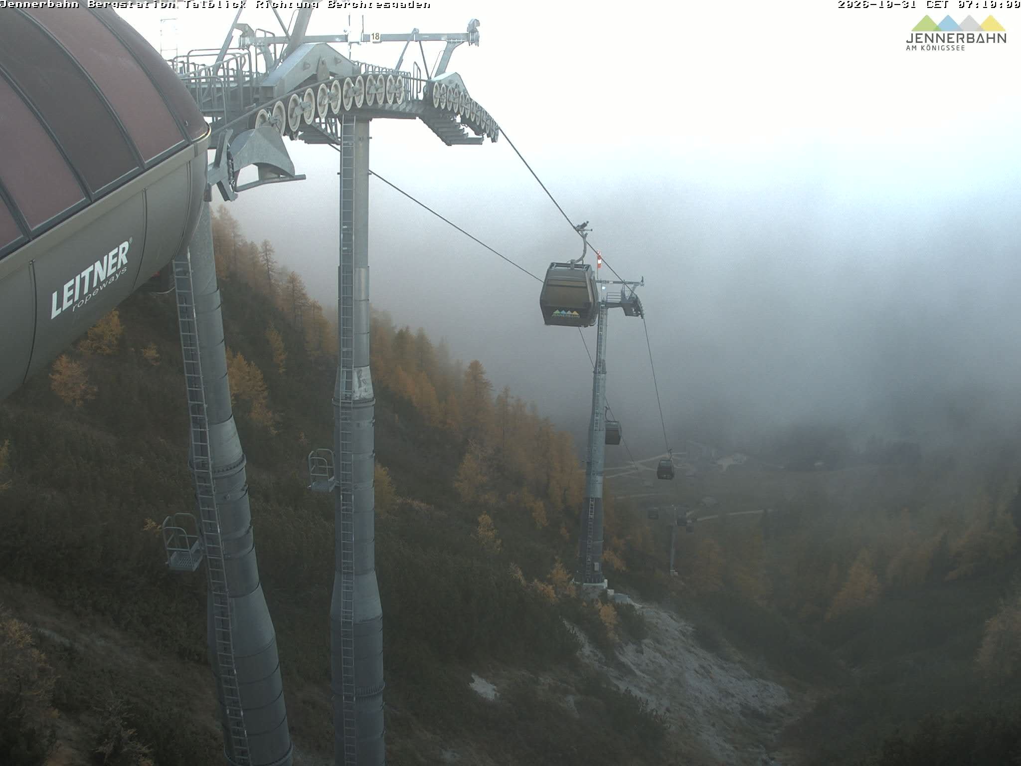 Archived image Webcam Jenner mountain - Valley View Cable Car