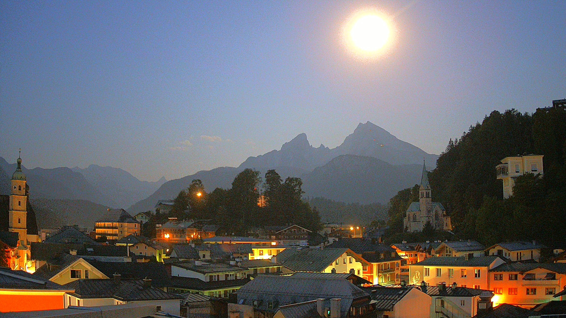 Archived image Webcam Berchtesgaden - City Centre
