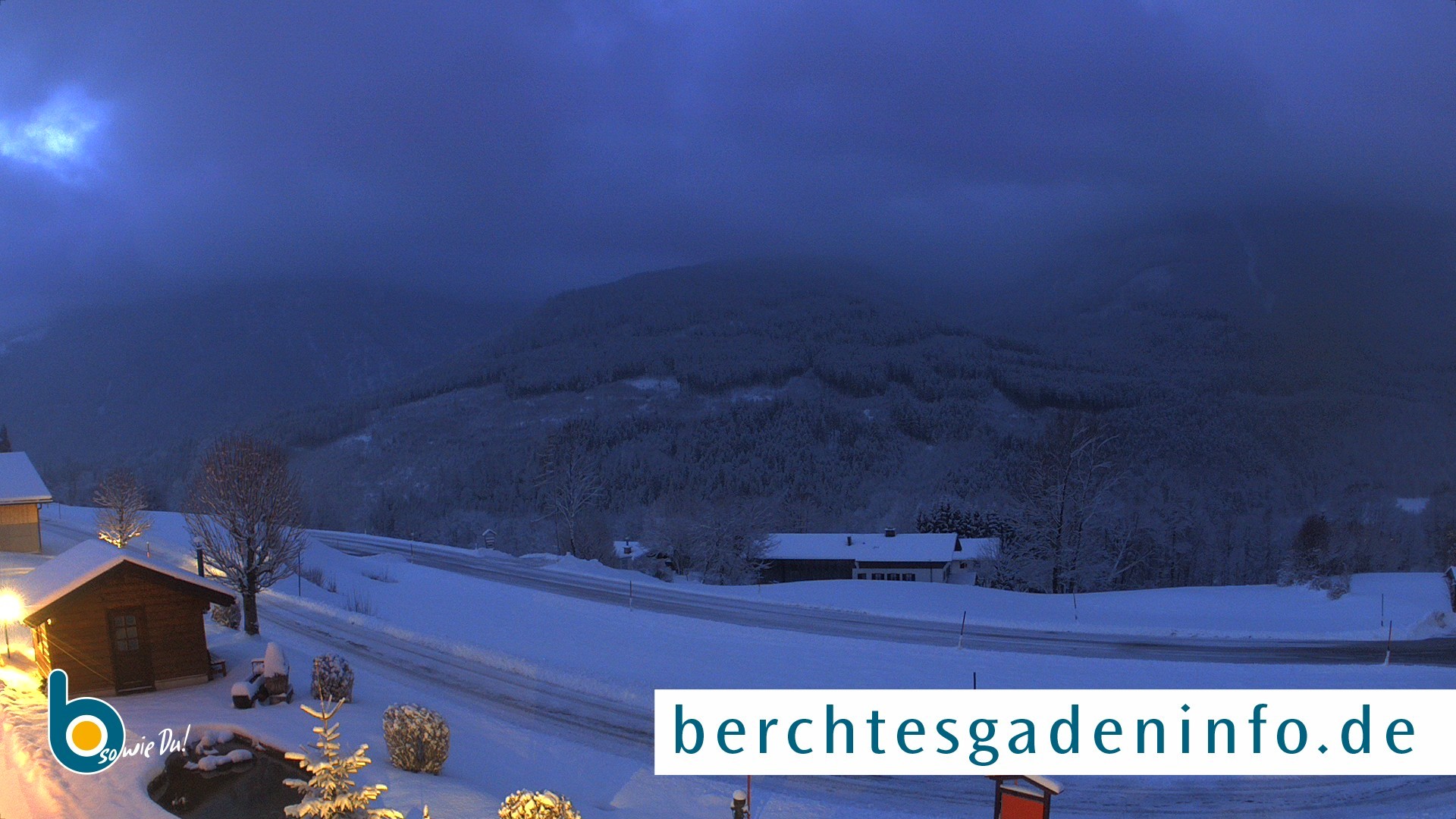 Archiv Foto Webcam Ramsau - Blick auf die Alpenstraße