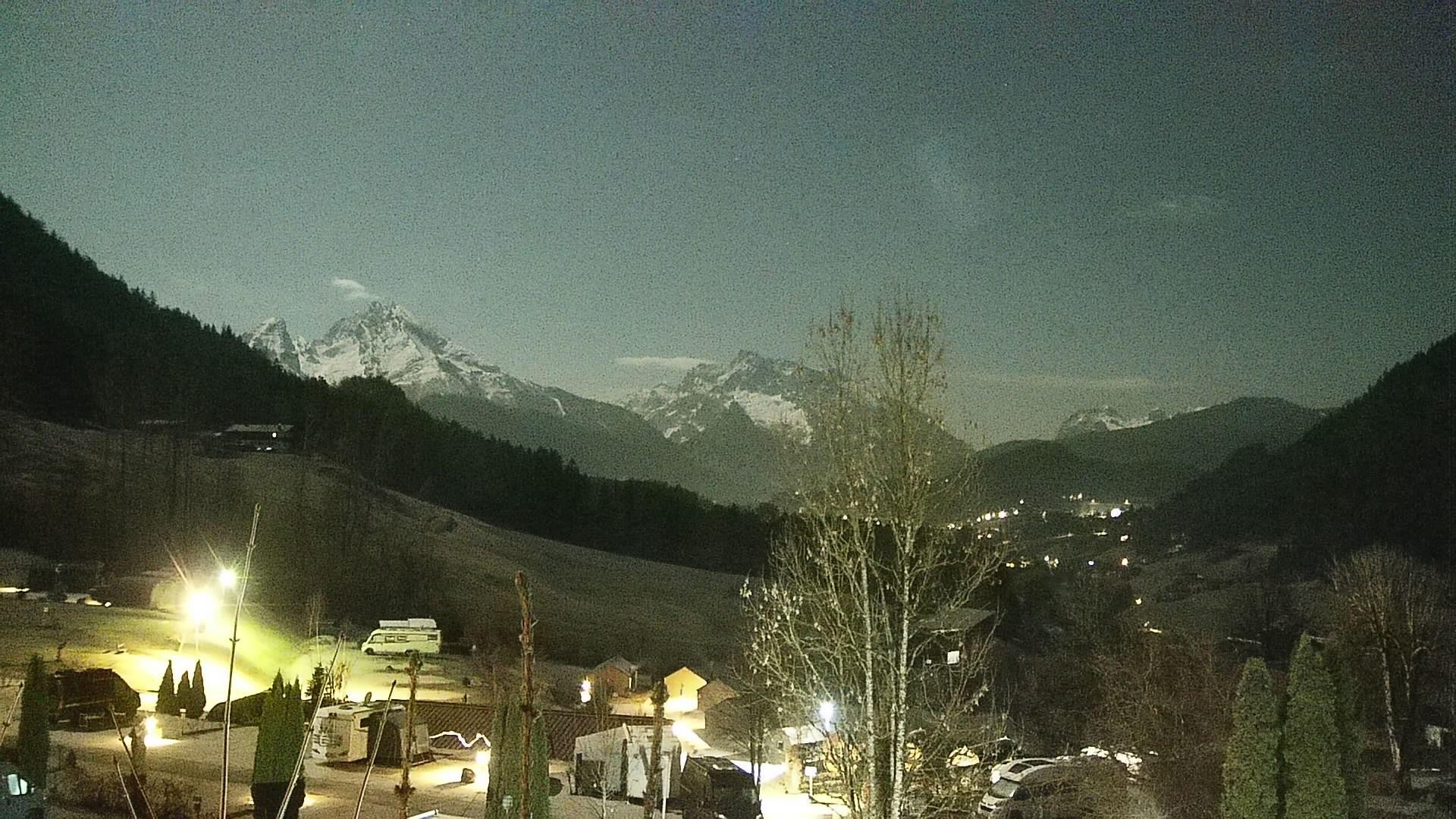 Archived image Webcam Berchtesgaden: Camping Site Allweglehen