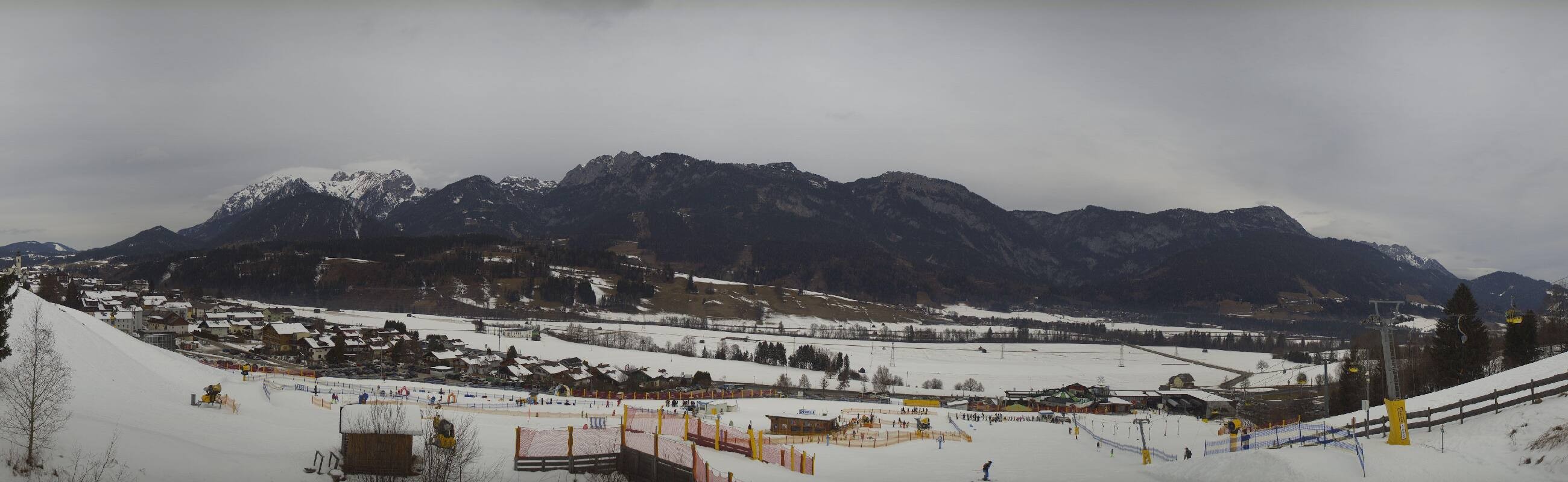 Archiv Foto Webcam Hauser Kaibling - Talstation 8er Gondelbahn