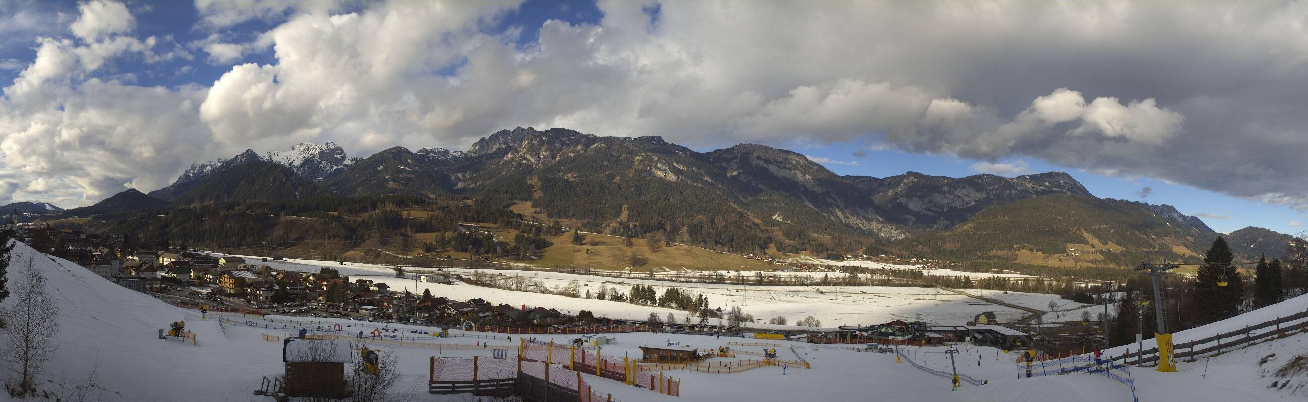 Archiv Foto Webcam Hauser Kaibling - Talstation 8er Gondelbahn