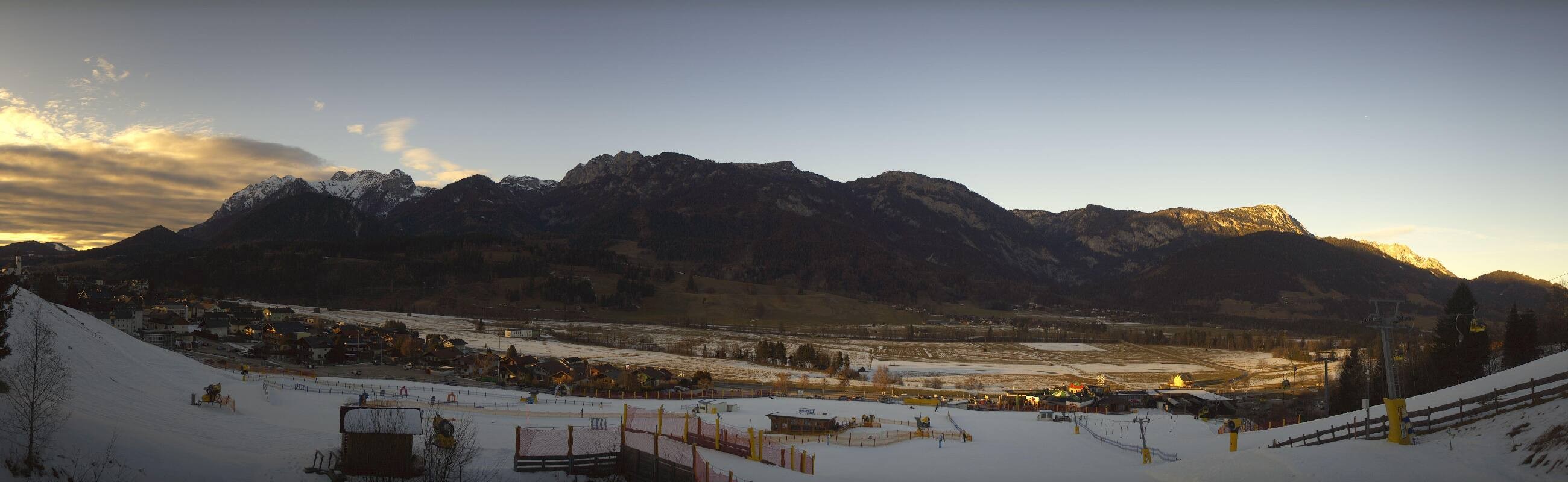 Archiv Foto Webcam Hauser Kaibling - Talstation 8er Gondelbahn