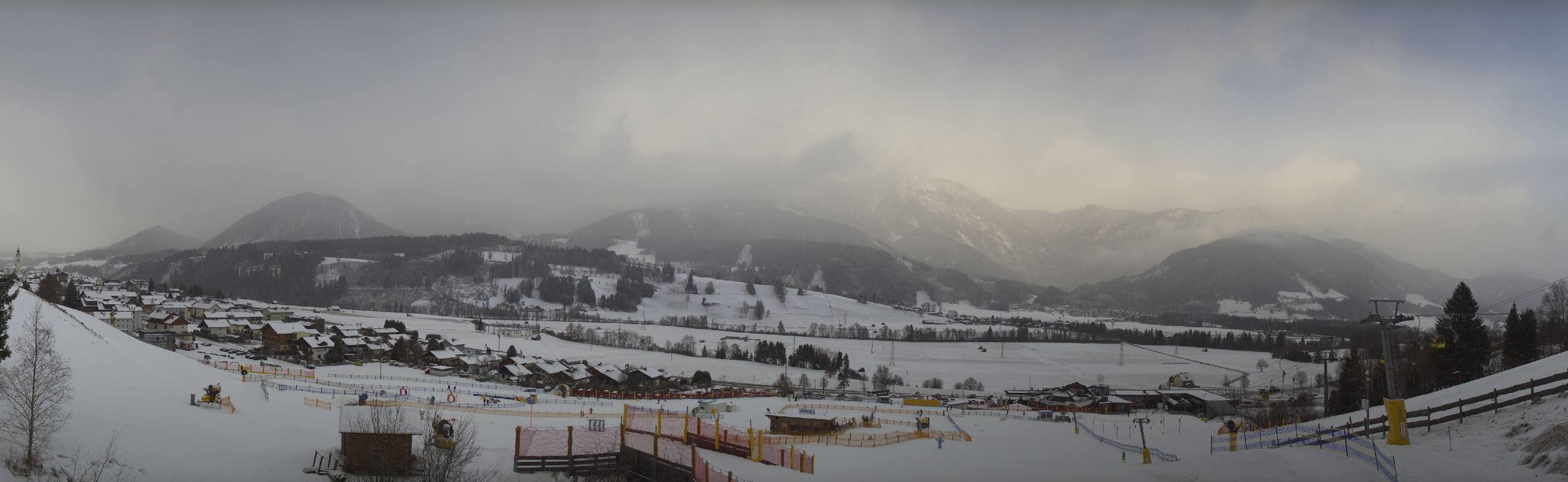 Archiv Foto Webcam Hauser Kaibling - Talstation 8er Gondelbahn