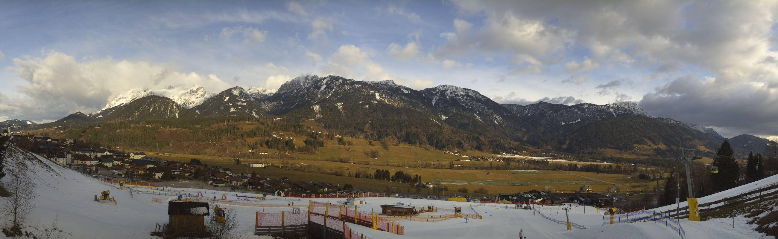 Archiv Foto Webcam Hauser Kaibling - Talstation 8er Gondelbahn