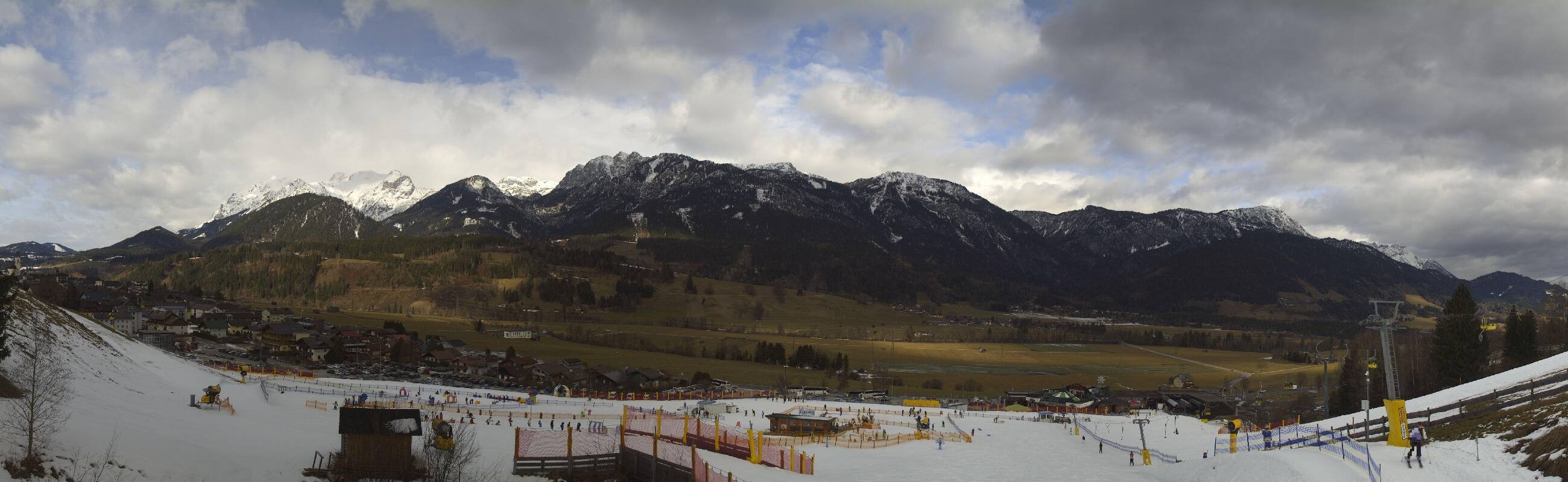 Archiv Foto Webcam Hauser Kaibling - Talstation 8er Gondelbahn