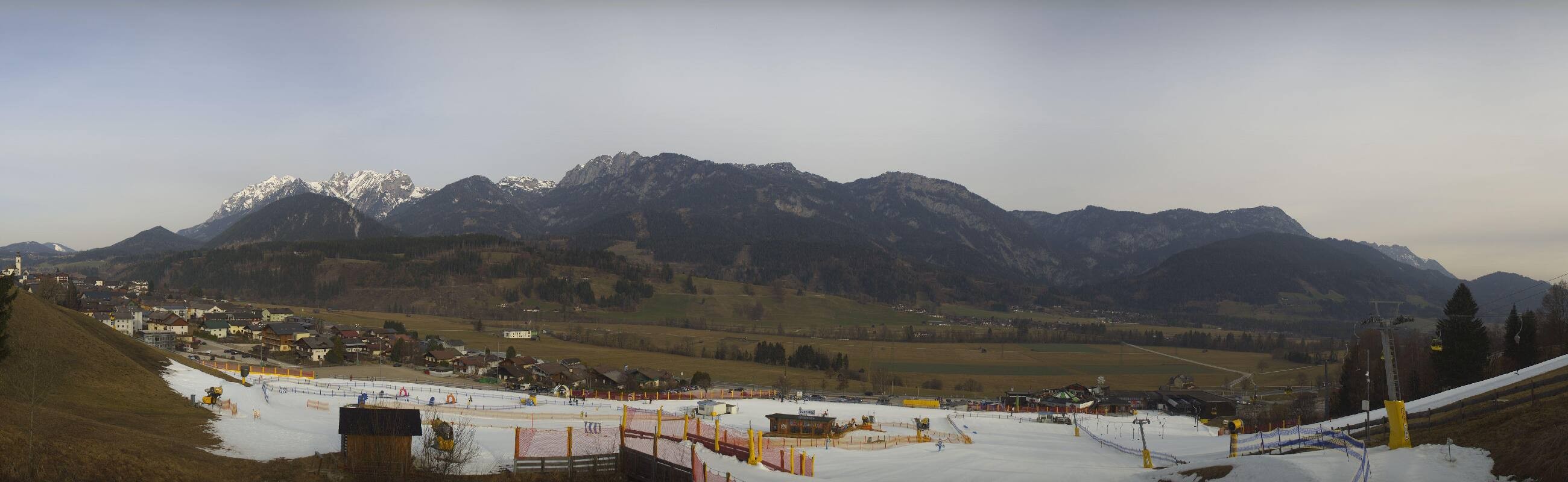 Archiv Foto Webcam Hauser Kaibling - Talstation 8er Gondelbahn